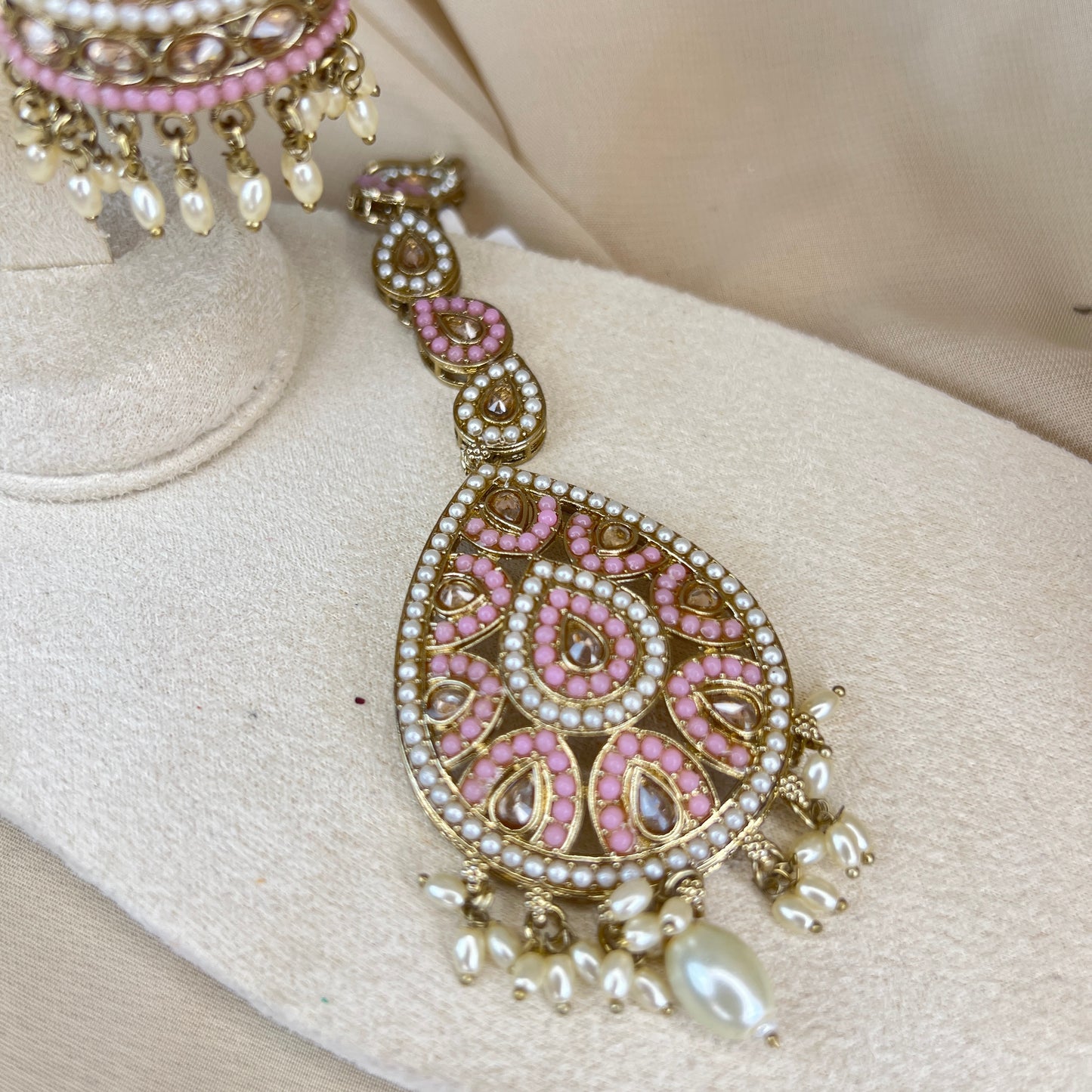 Nauratan Oversized Tikka & Jhumka Earring set