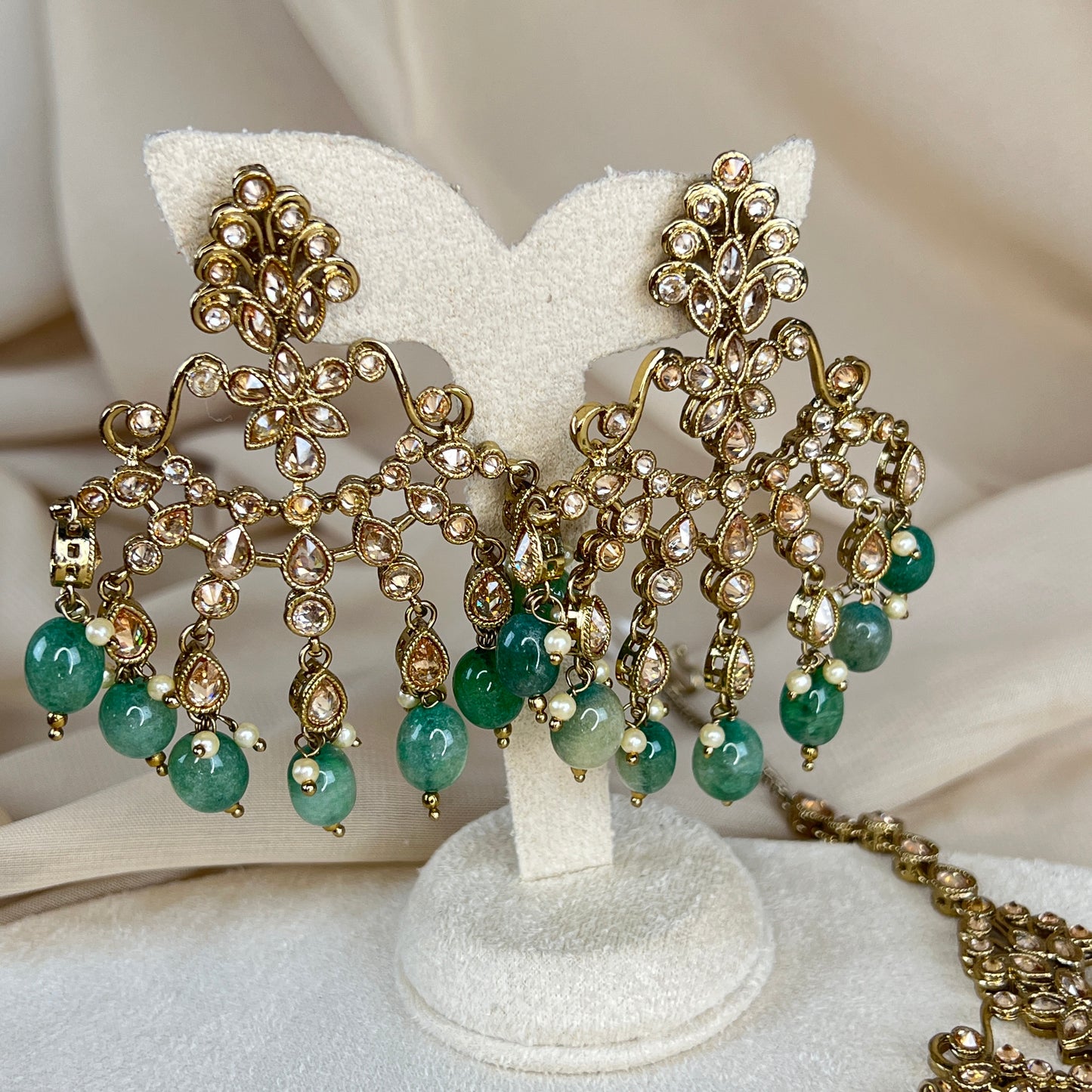 Oversized Earring and Tikka Set