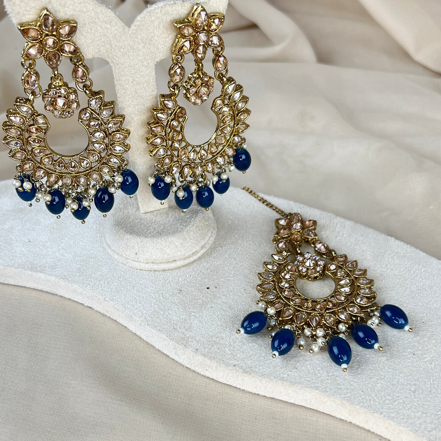 Oversized Polki Earring and Tikka Set