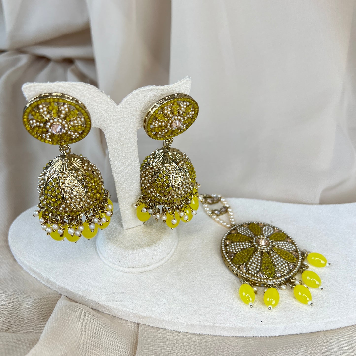 Nauratan Jhumka Oversized Earring and Tikka Set