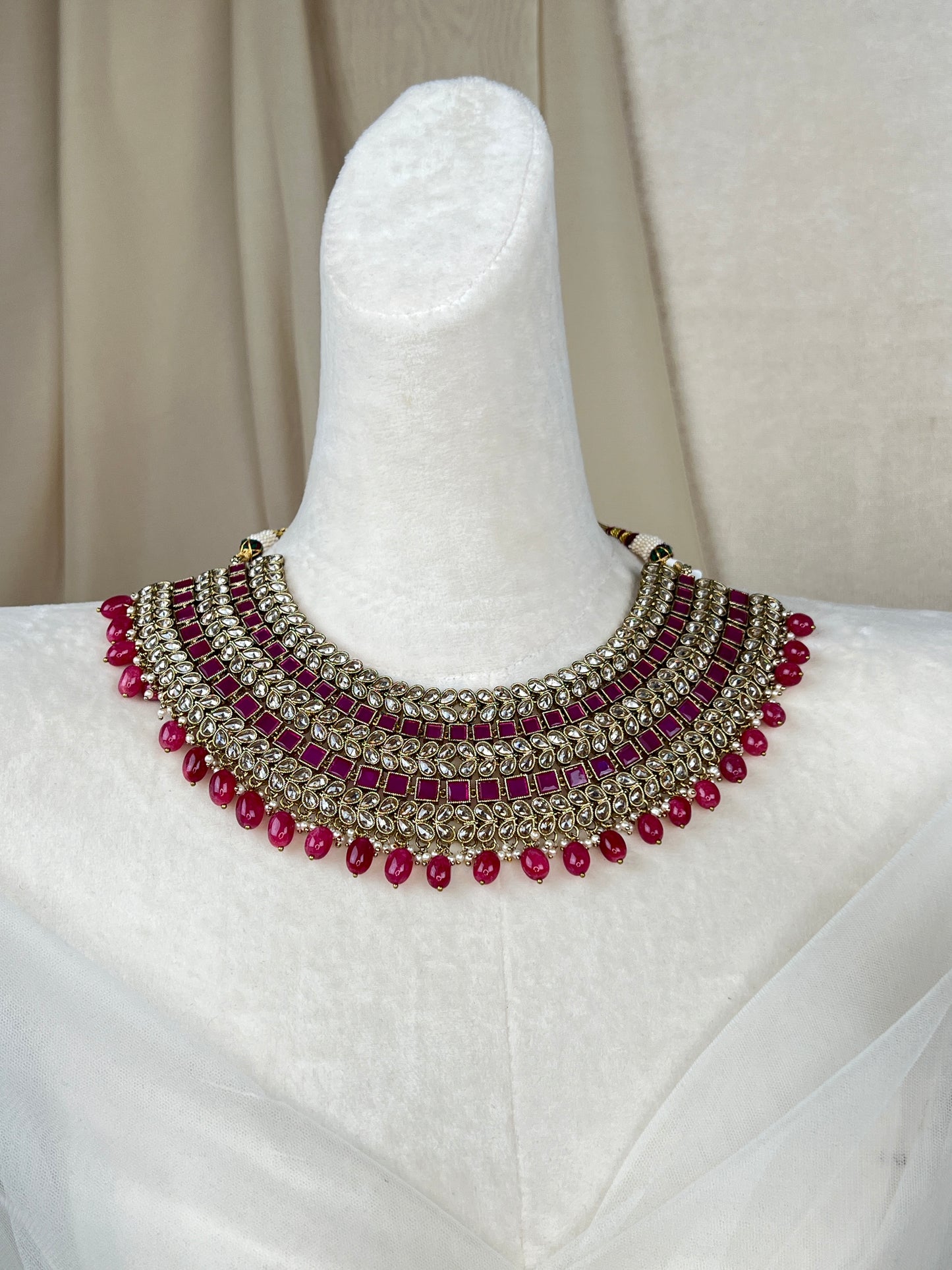 Semi Bridal Choker Set