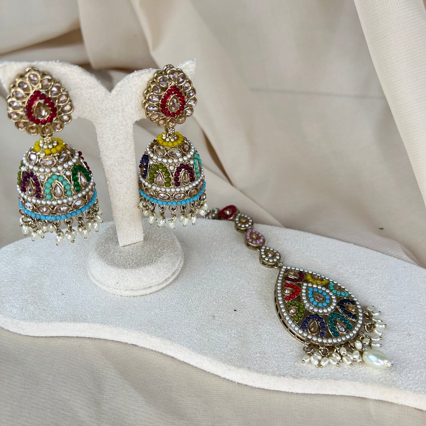 Nauratan Oversized Tikka & Jhumka Earring set