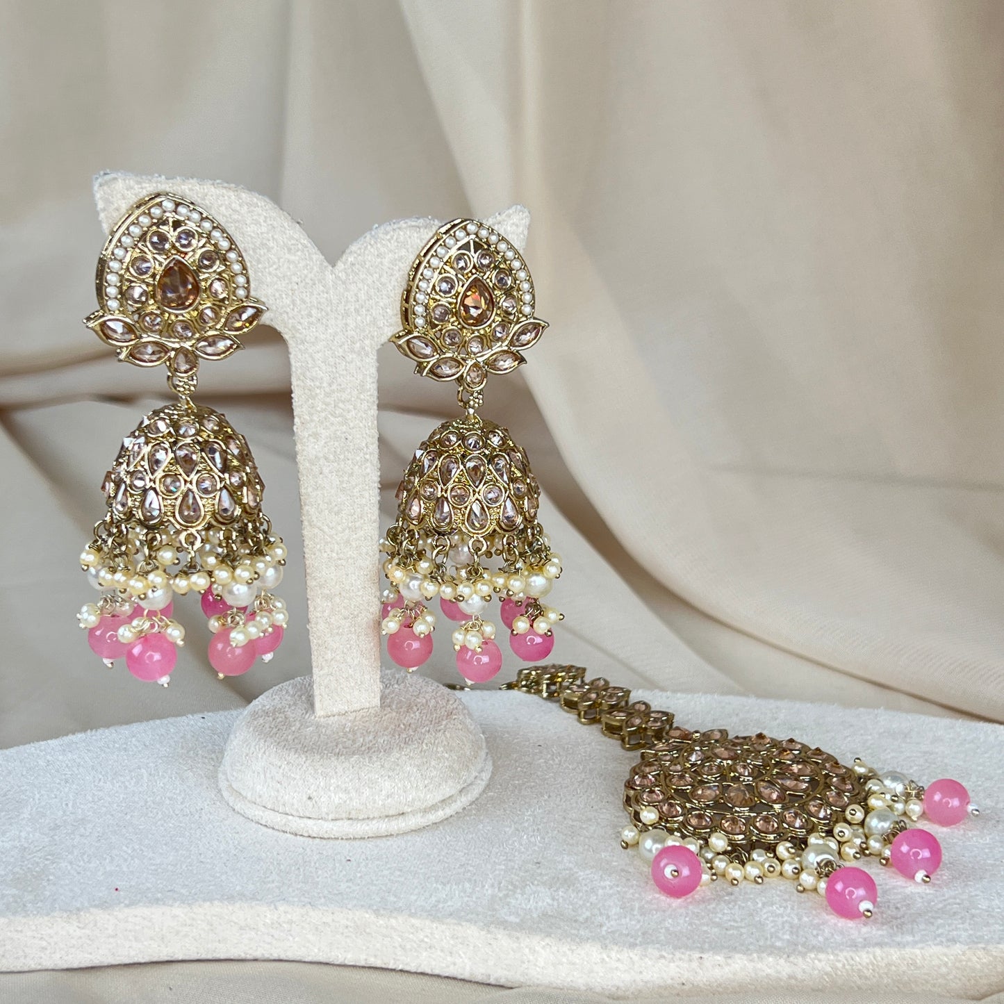 Jumka Earring with Oversized Tikka Set