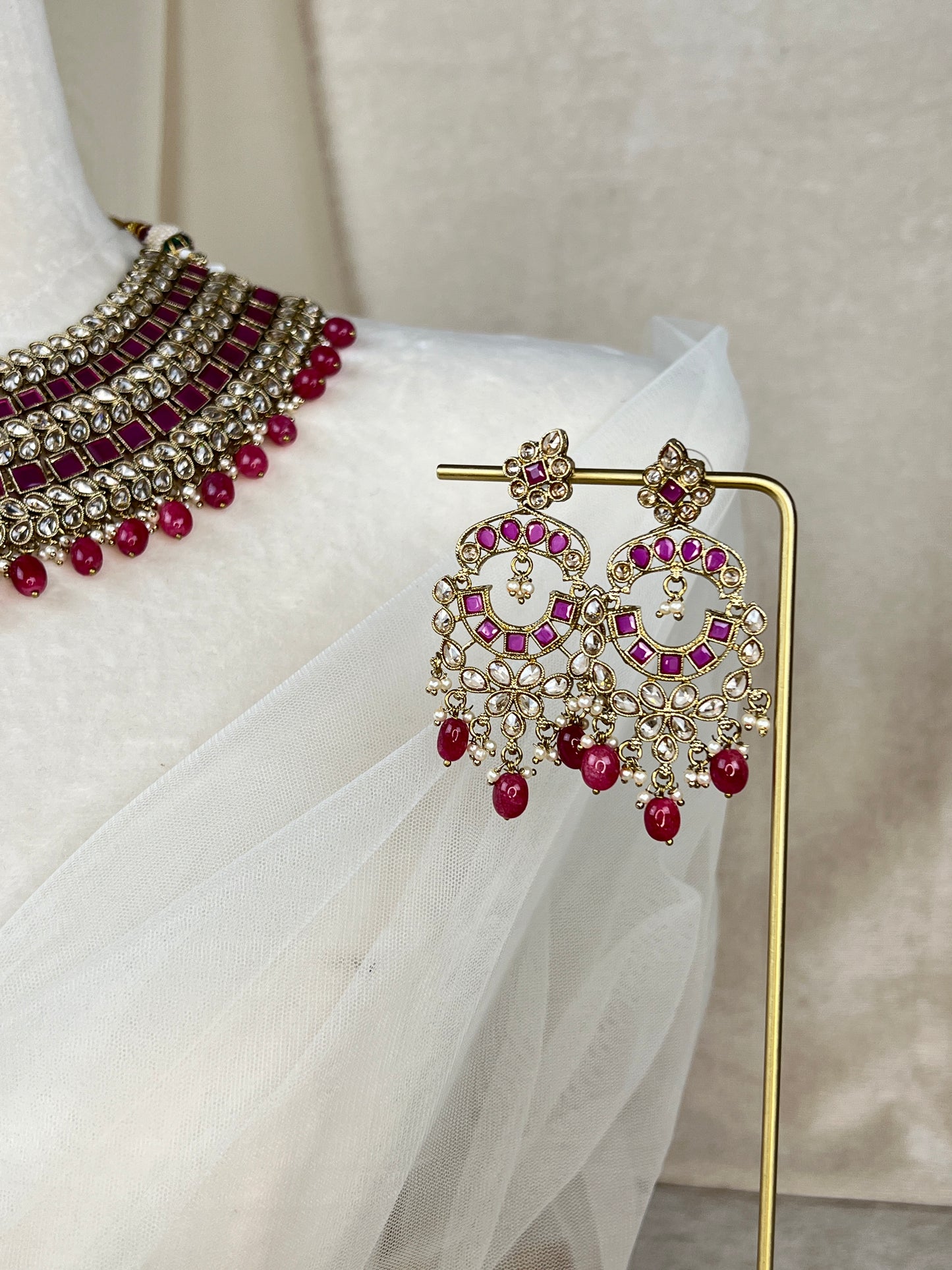 Semi Bridal Choker Set