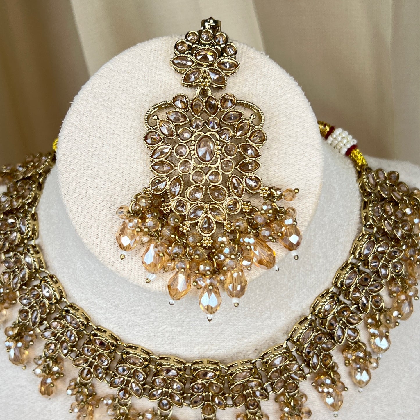 Necklace Set w/Earrings & Tikka