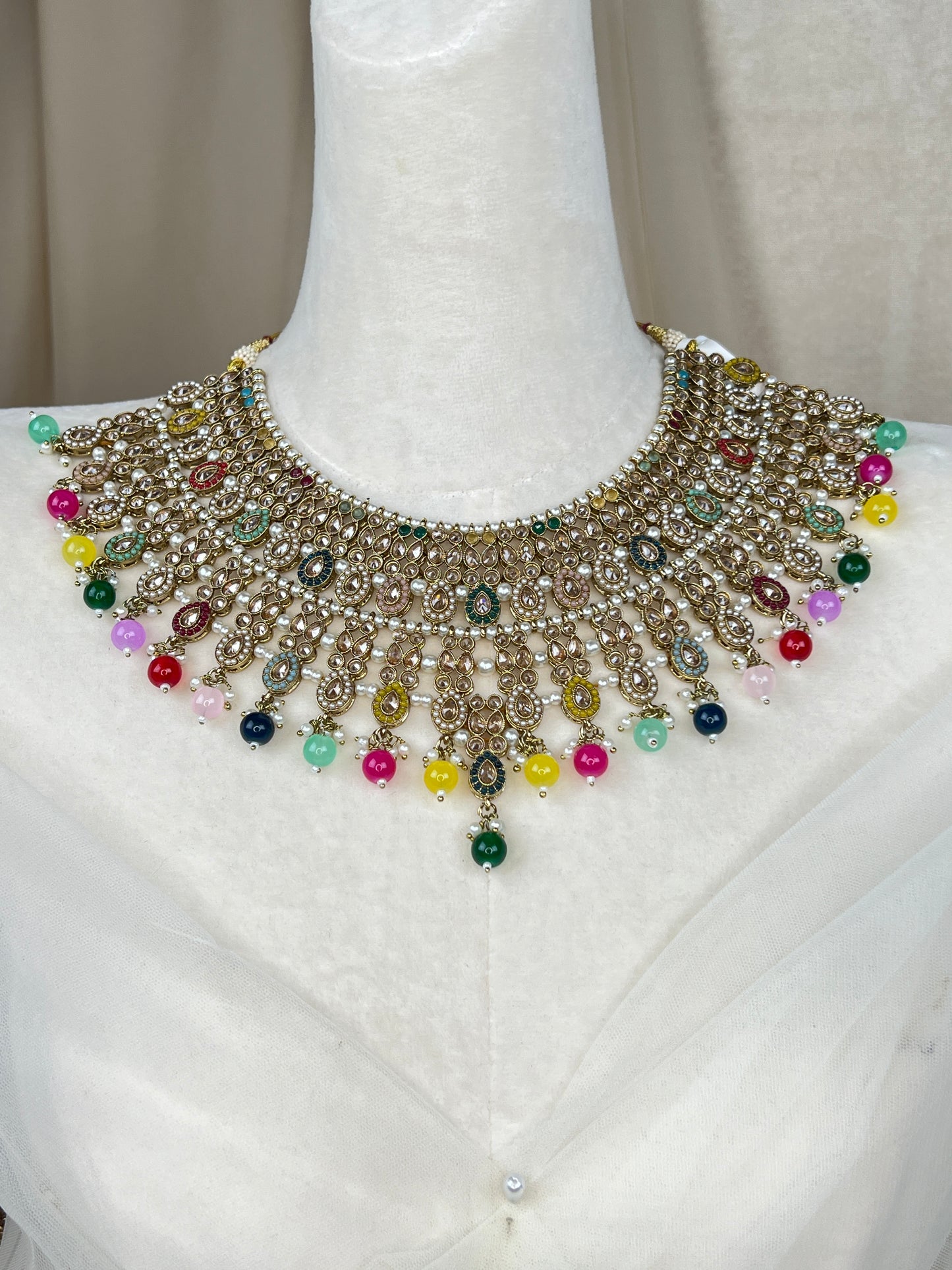 Bib Style Polki Semi Bridal Choker set