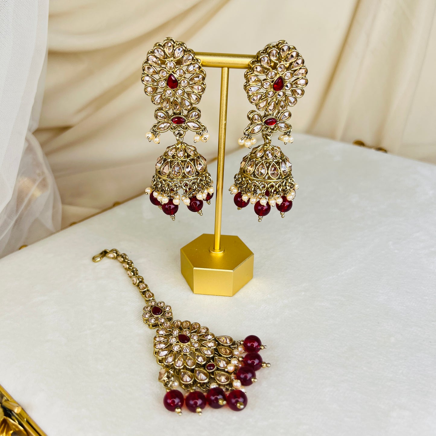 Large Semi Bridal Choker Bib Set