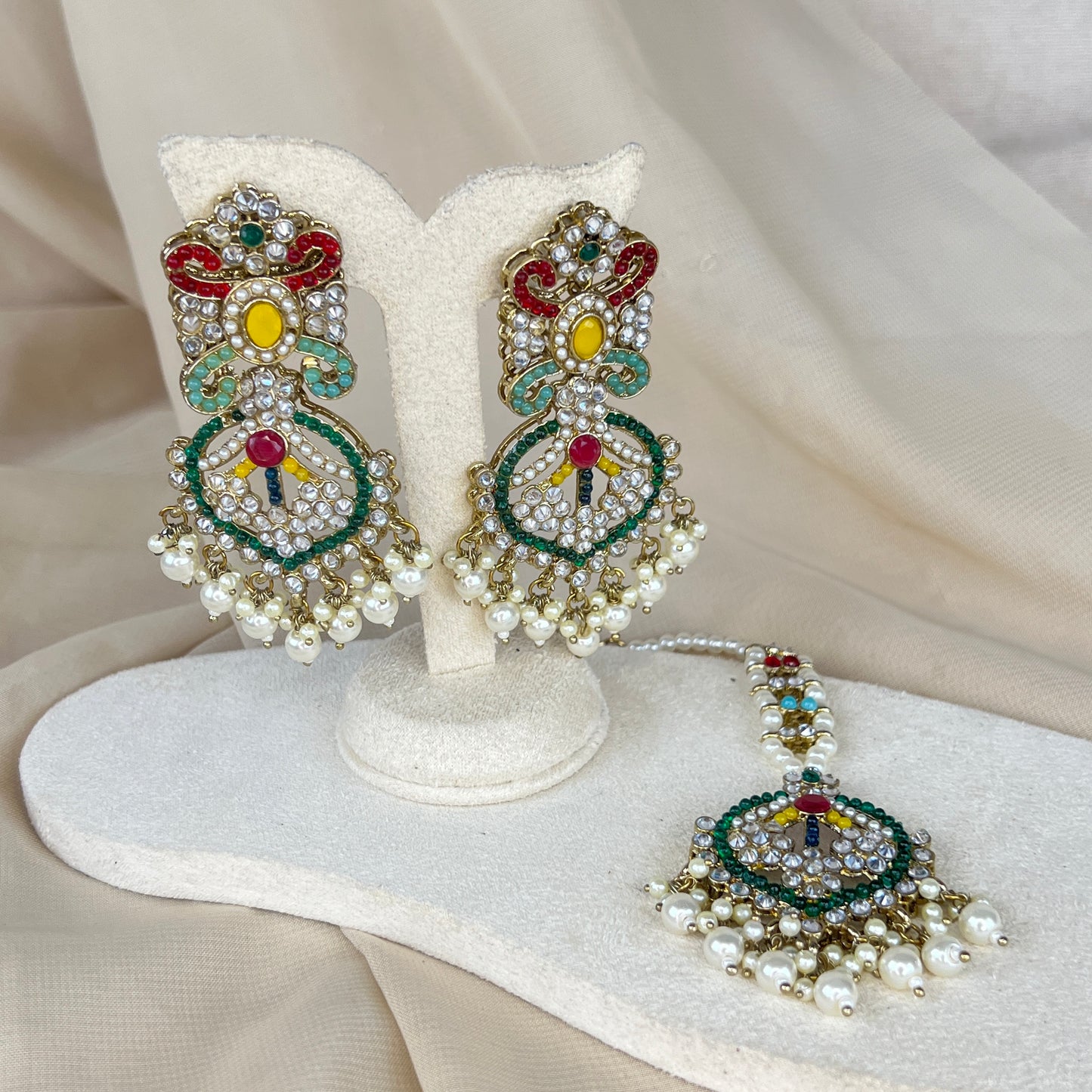 Nauratan Earring & Tikka Set
