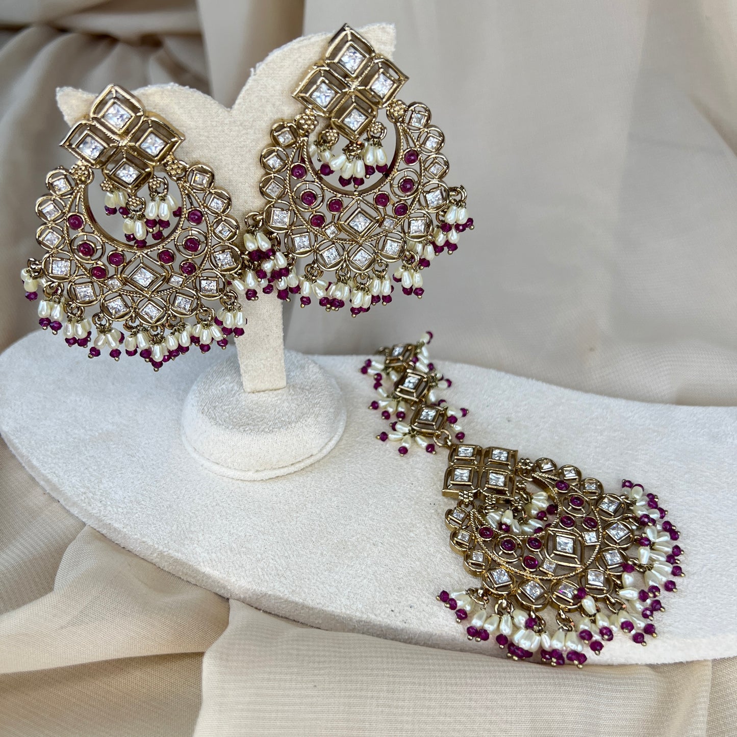 Kundan Oversized Earring and Tikka Set