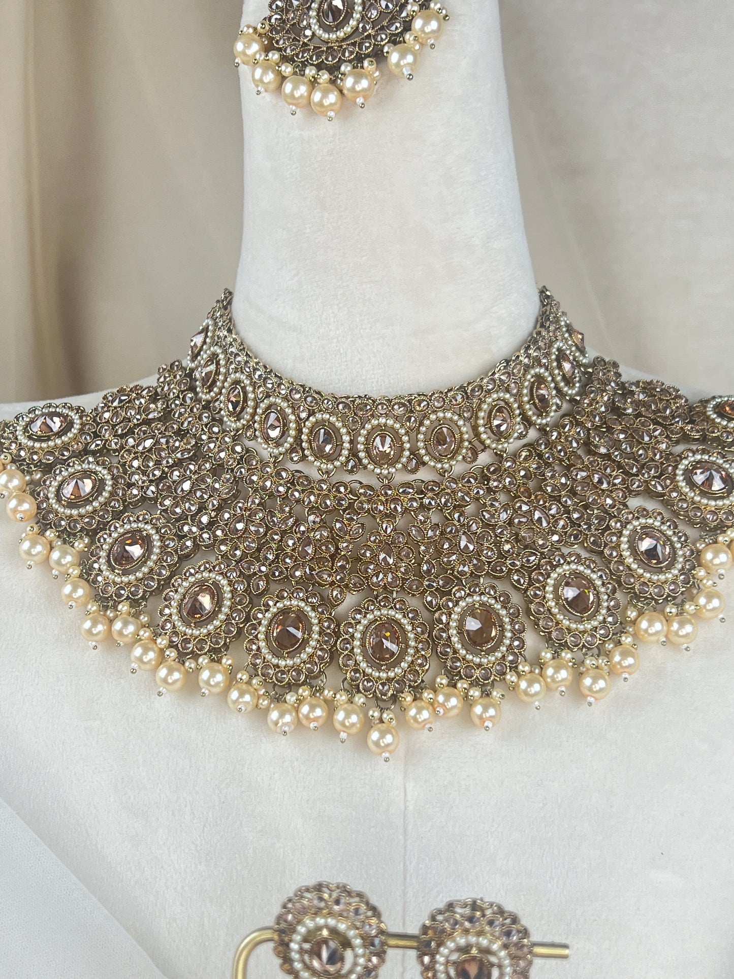 Large Semi Bridal Choker Polki Stone Set