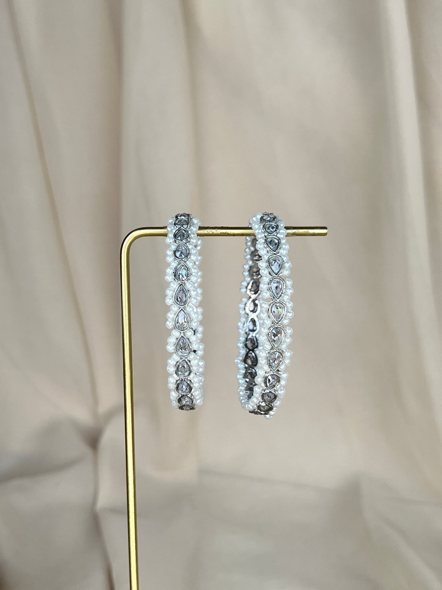 Pearl Bangle Pair