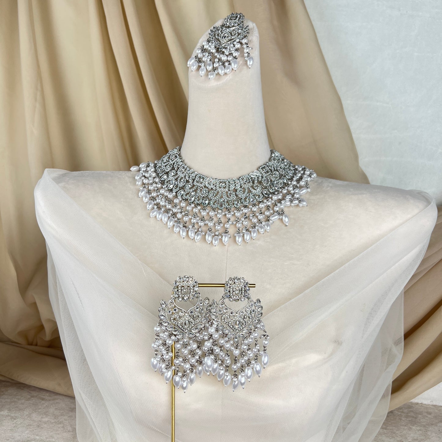 Pearl Semi Bridal Set