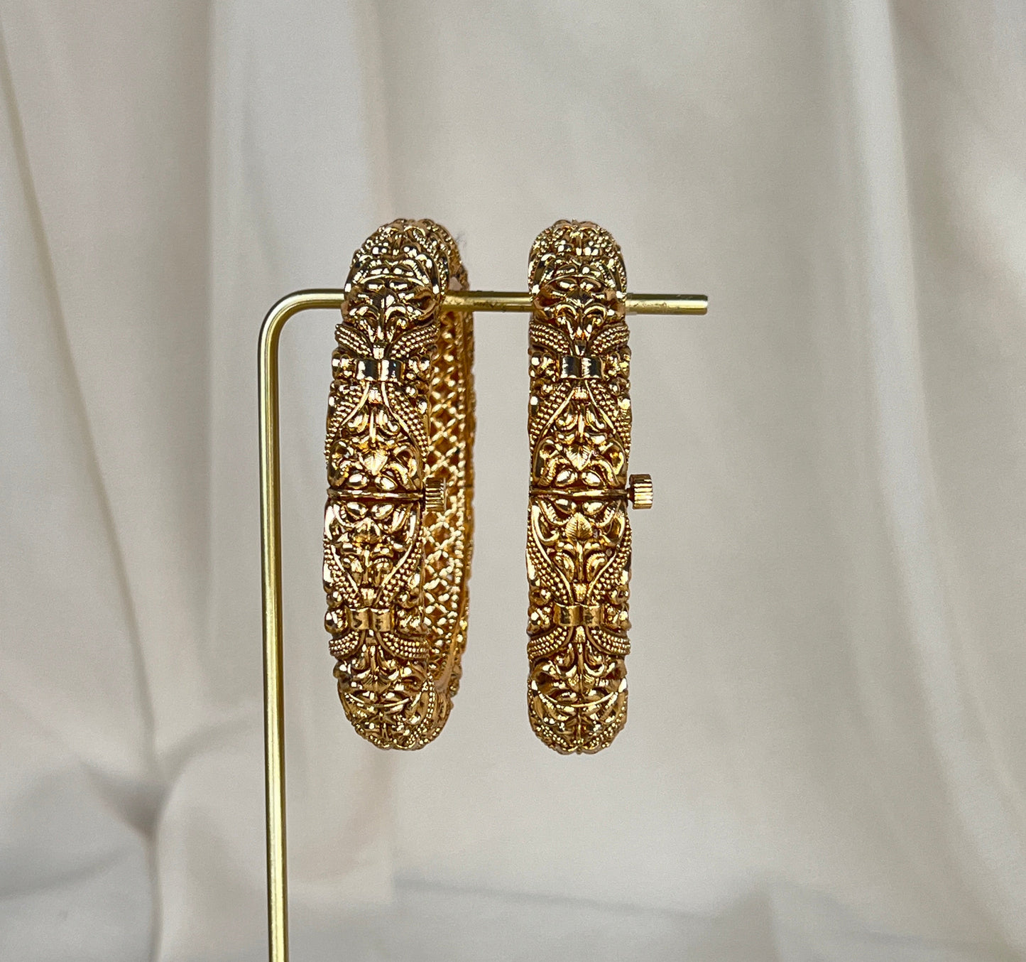 Gold Open Kara Bangle