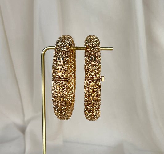 Gold Open Kara Bangle