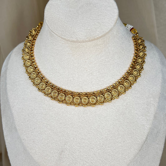 Dainty Gold Necklace Set