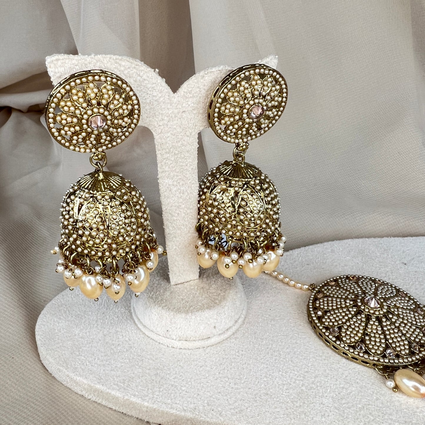 Nauratan Jhumka Oversized Earring and Tikka Set