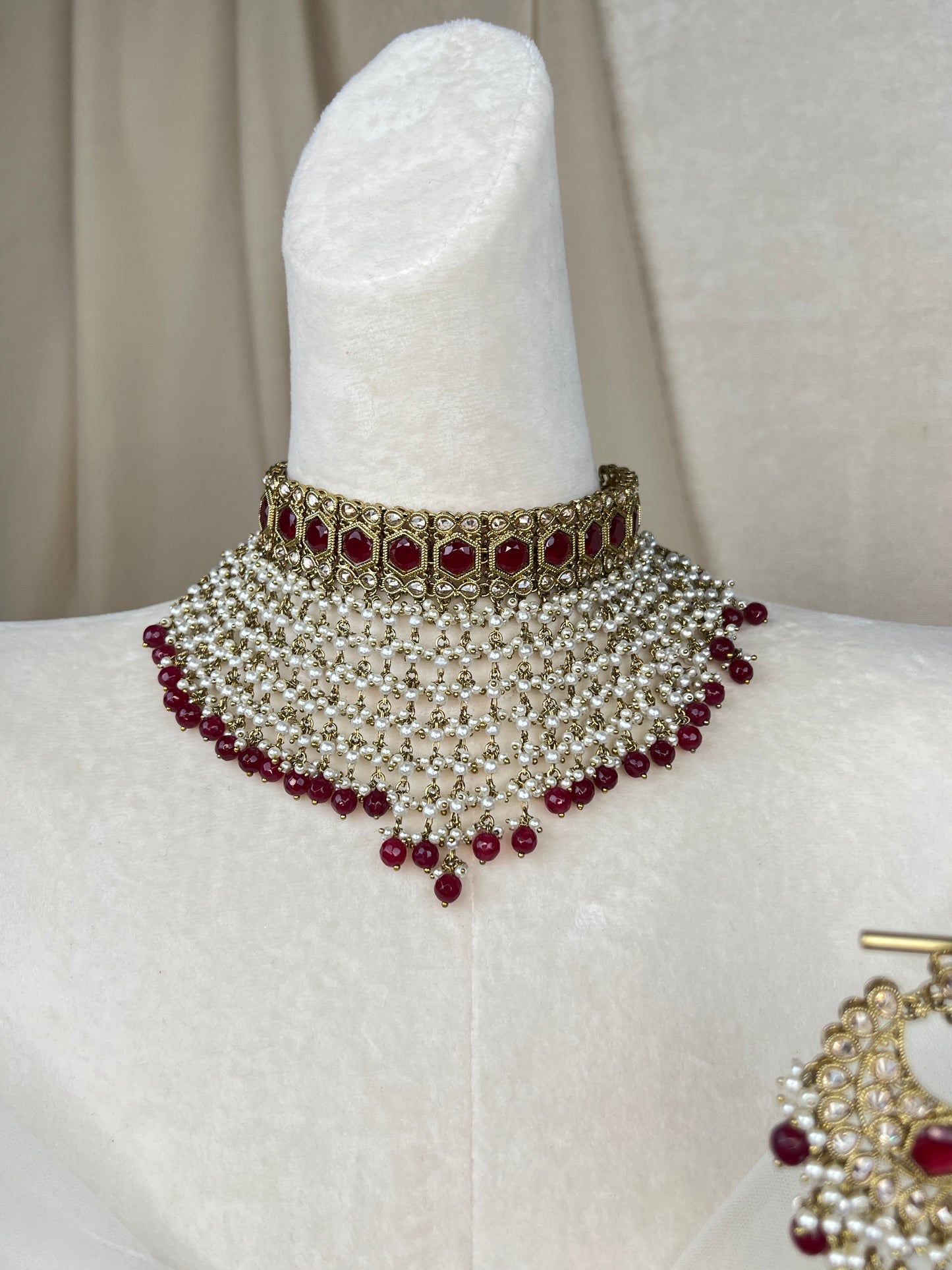 Semi Bridal Choker Set