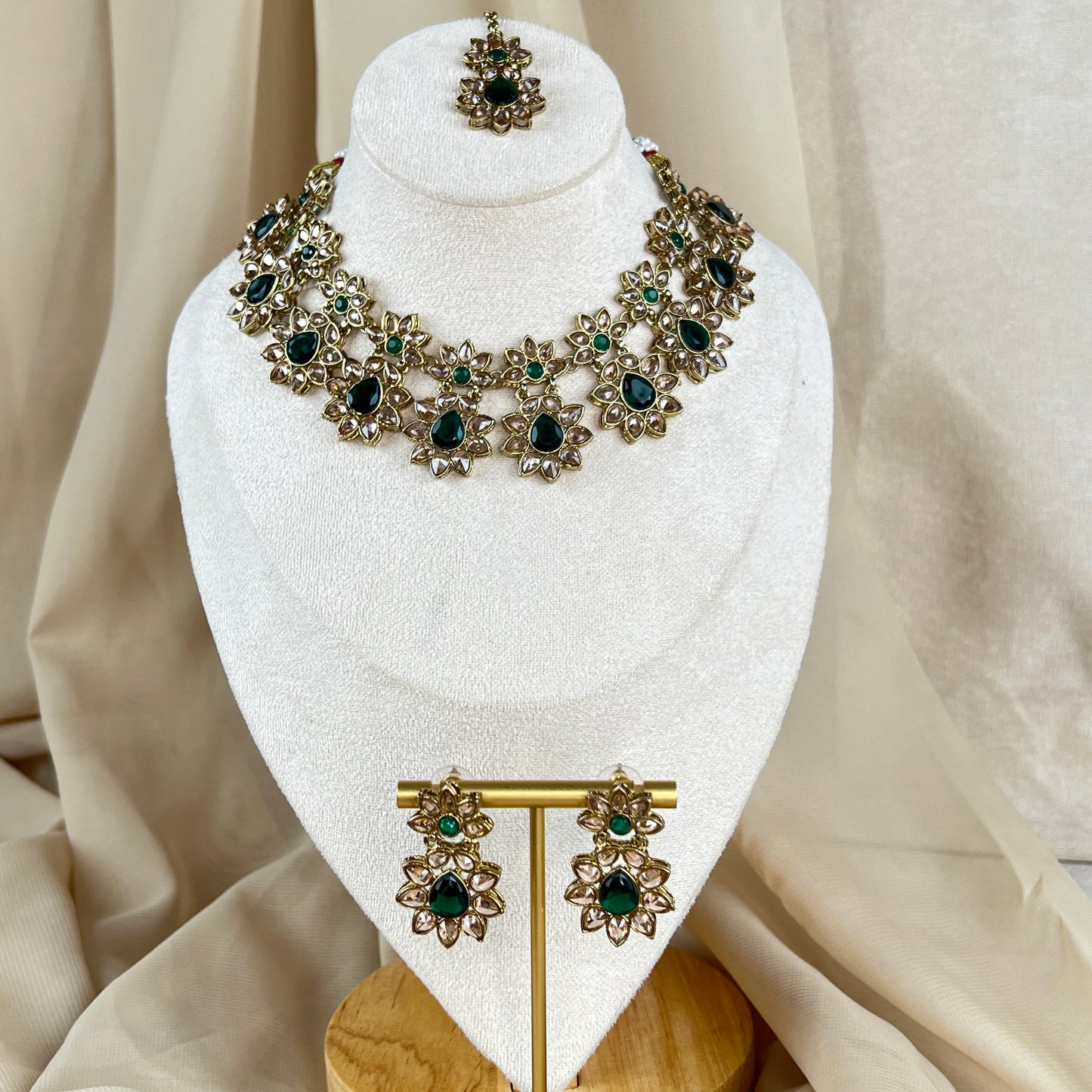 Flower Polki Necklace Set