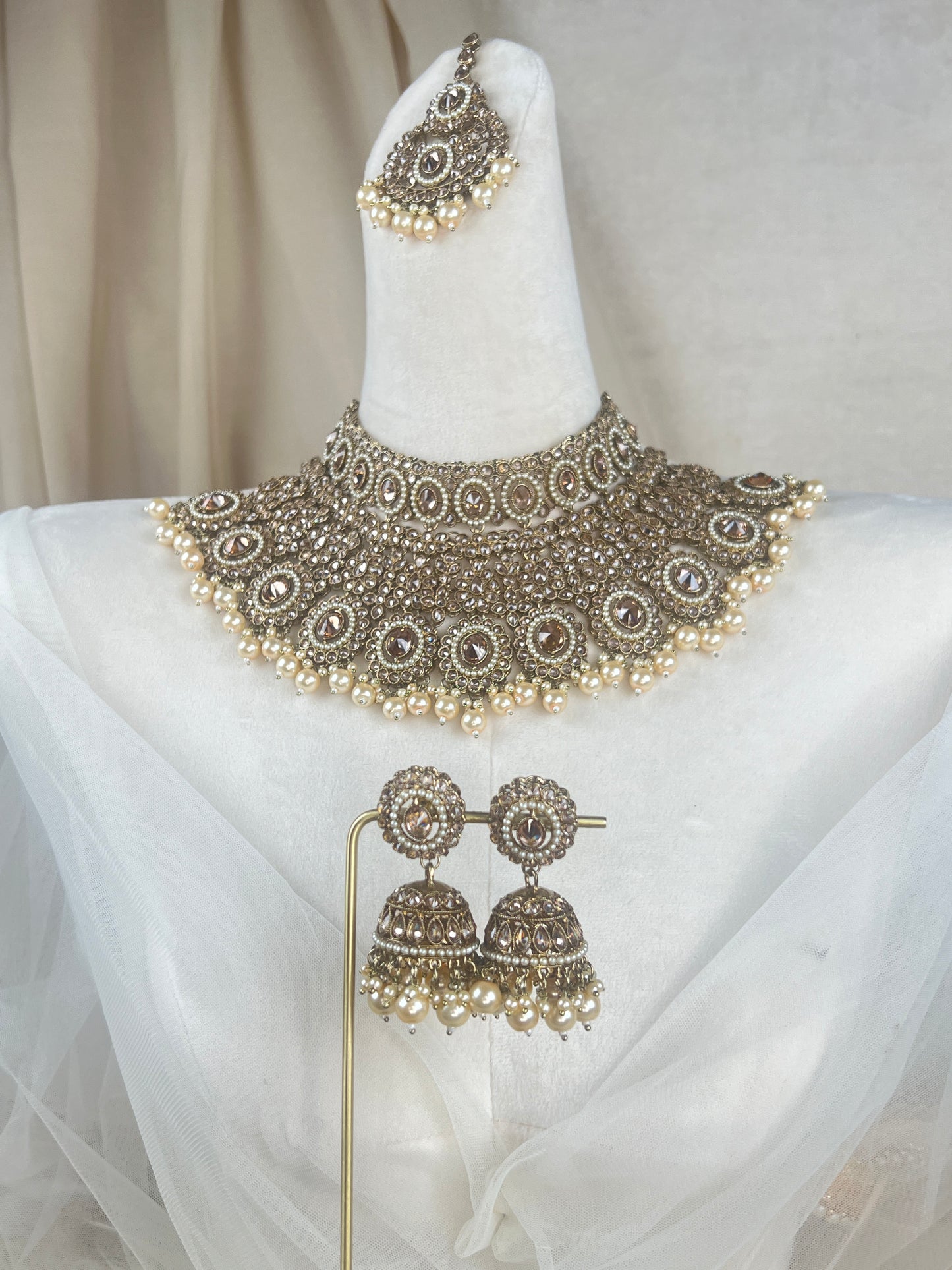 Large Semi Bridal Choker Polki Stone Set