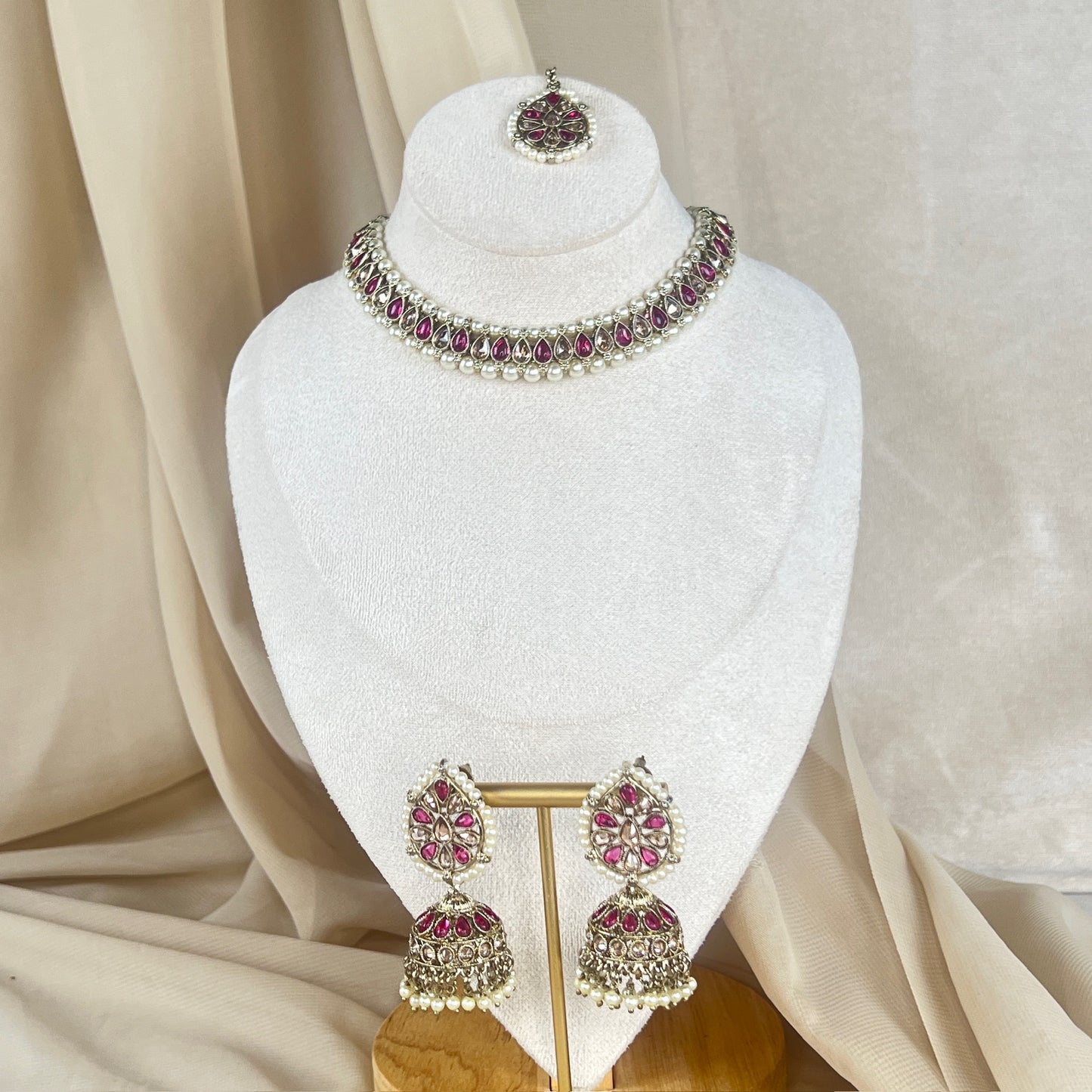 Dainty Necklace | Choker set w/Jhumka Earrings