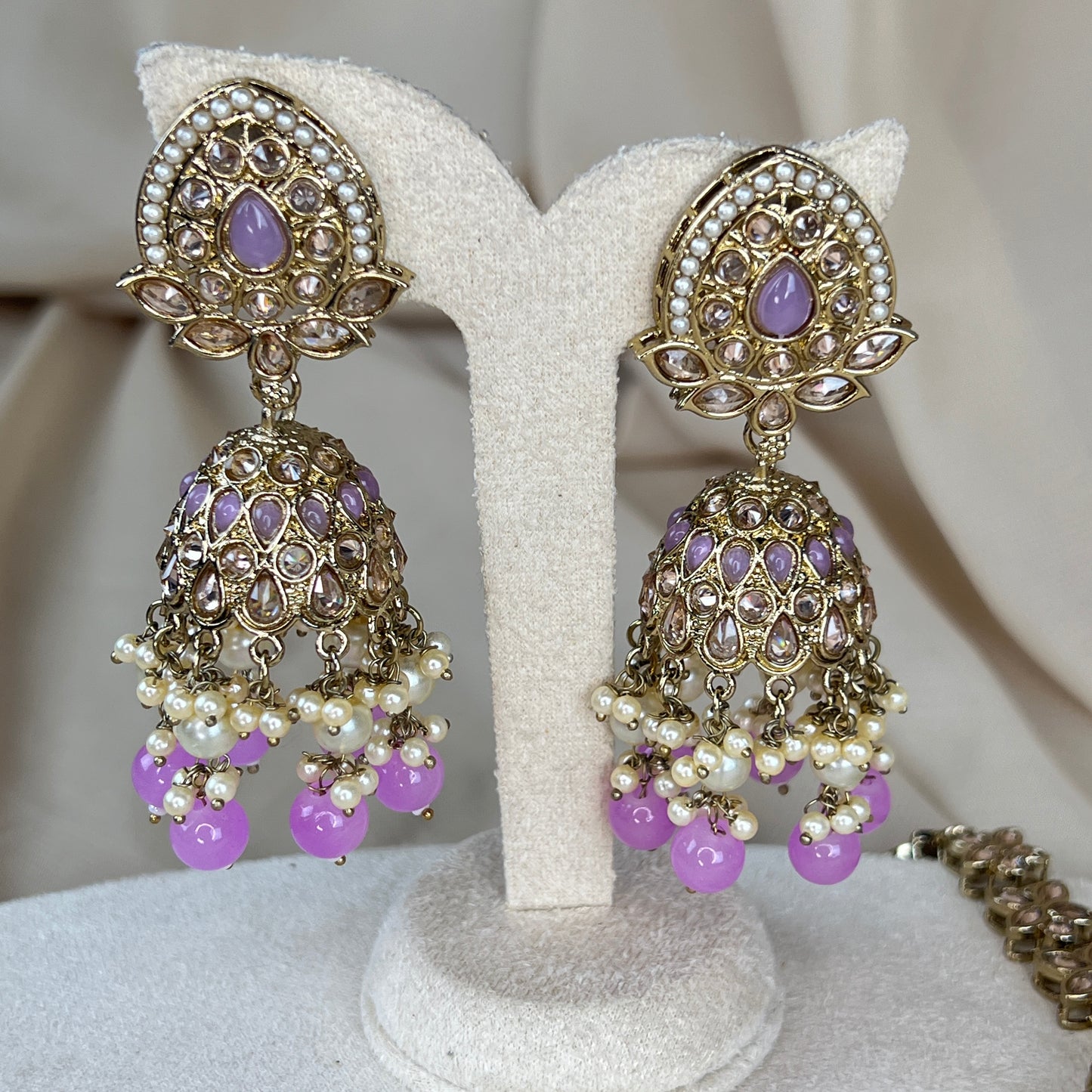 Jumka Earring with Oversized Tikka Set