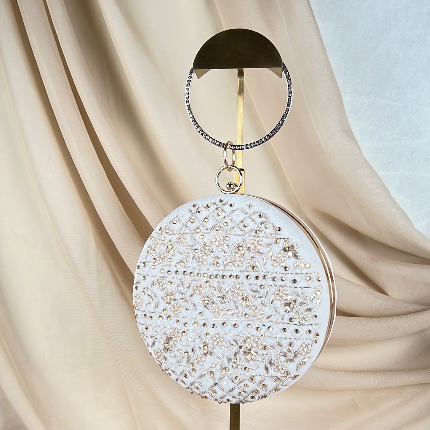 Round Embrodiered Clutch with Bangle handle