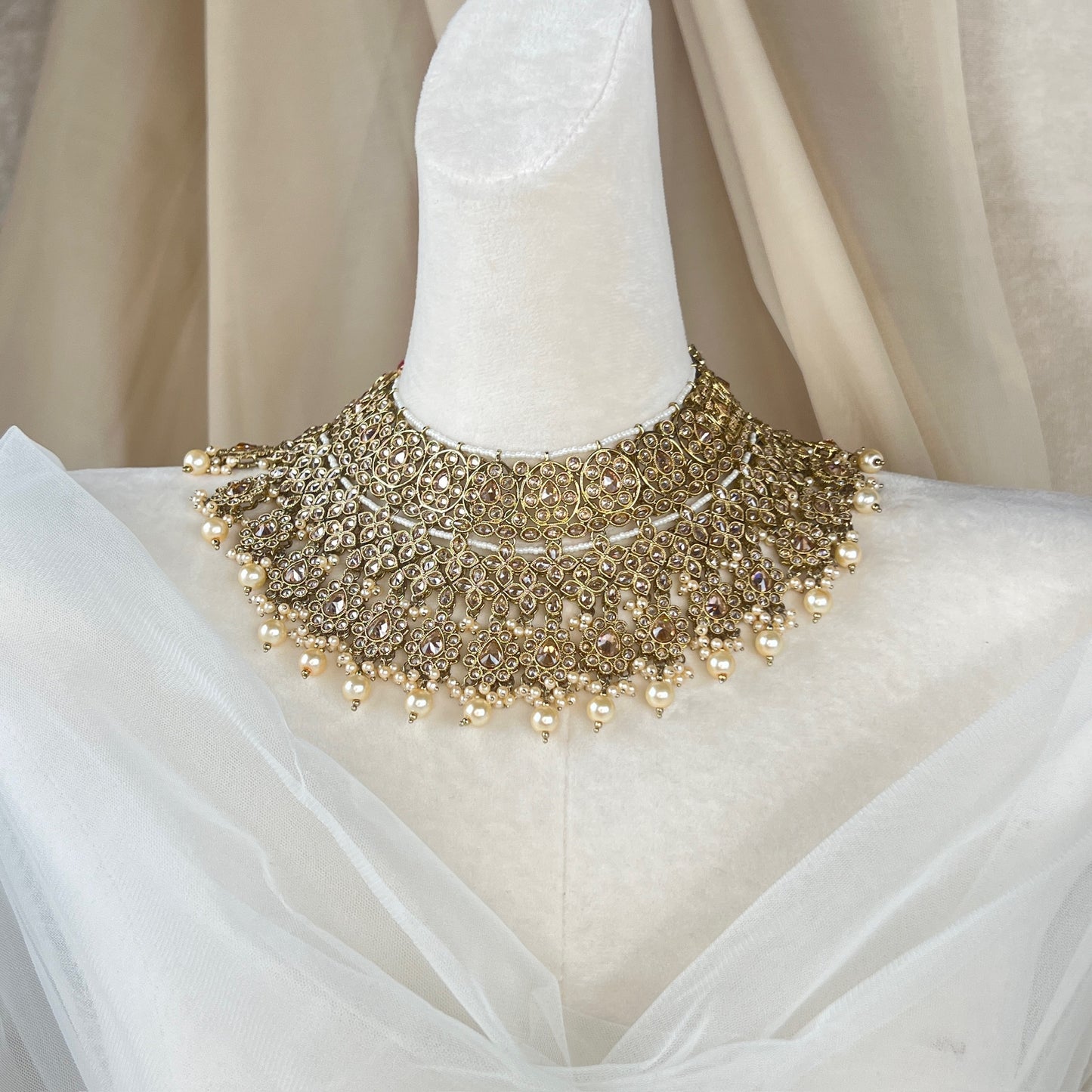 Large Semi Bridal Choker Bib Set