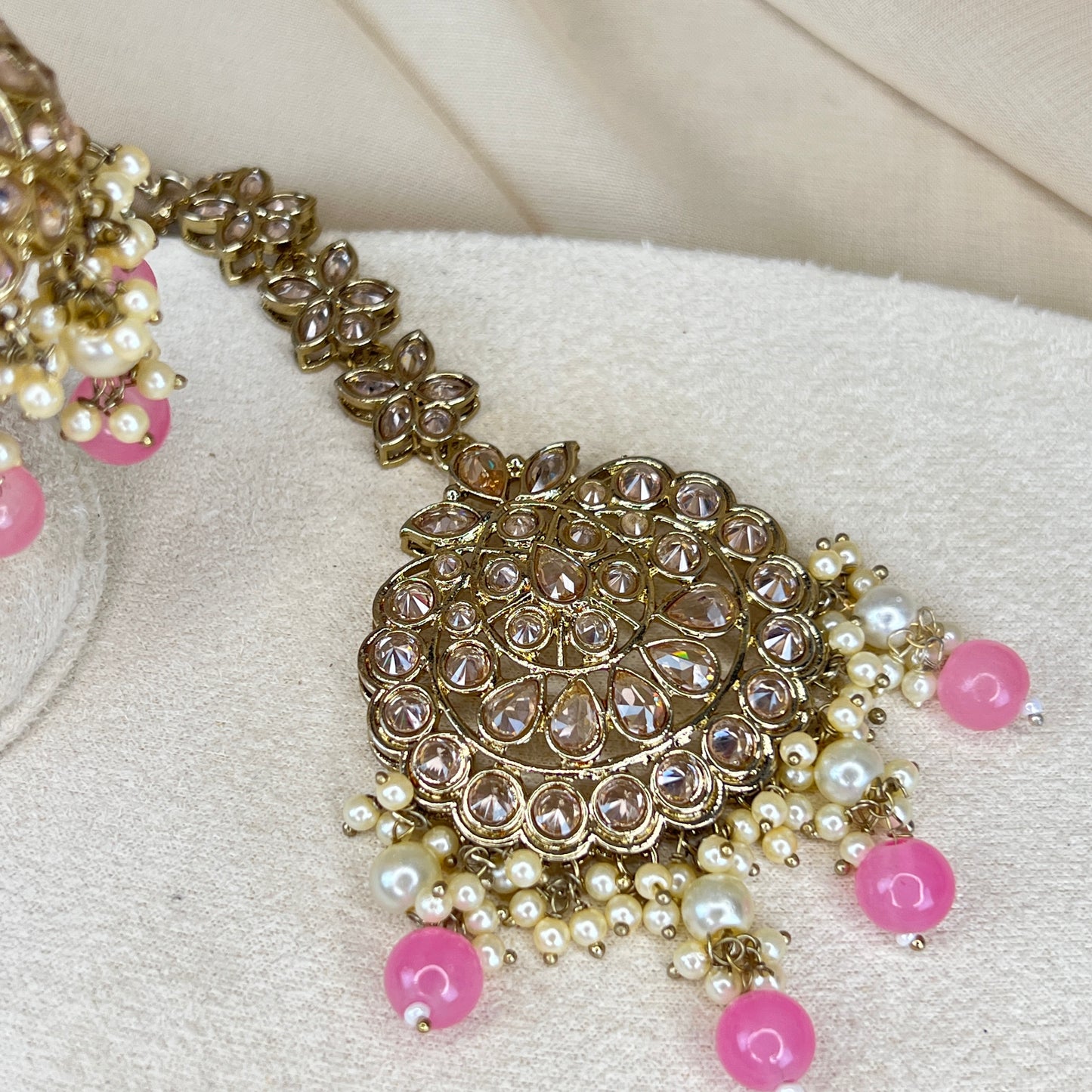 Jumka Earring with Oversized Tikka Set
