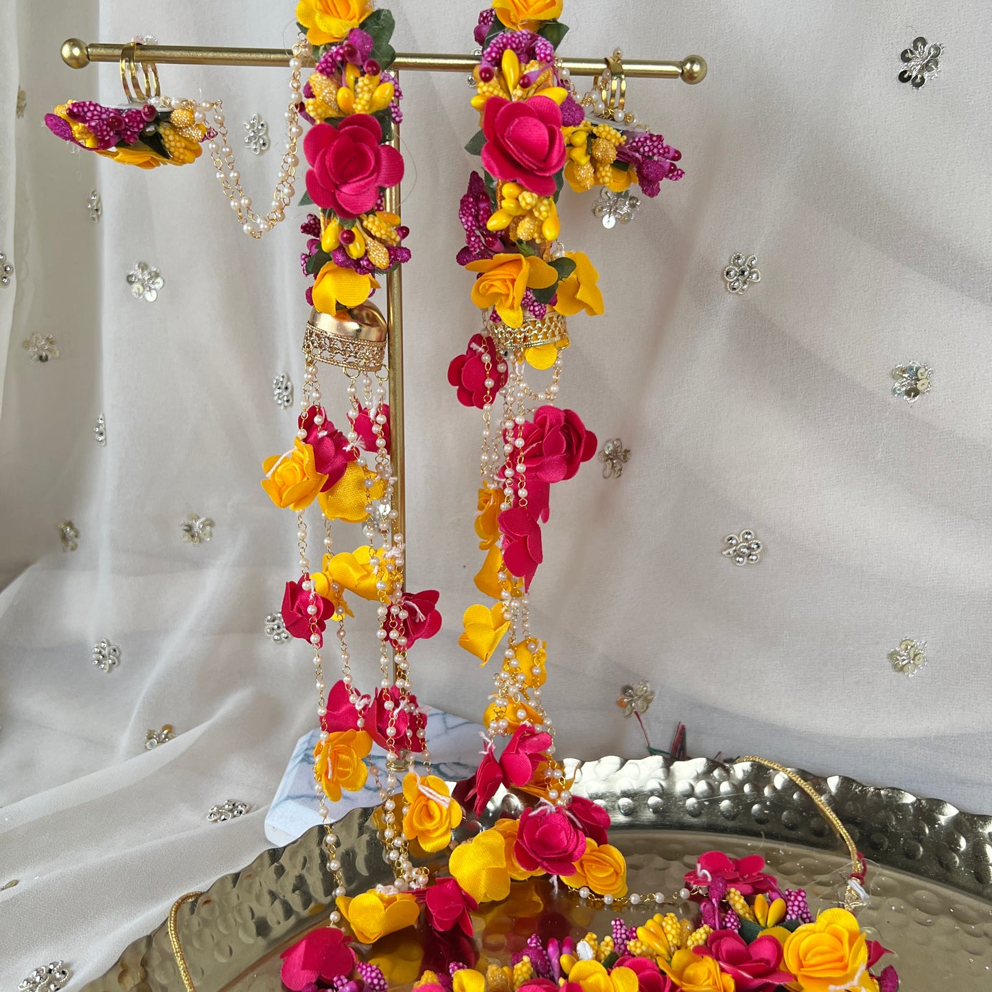 Floral | Faux Flower Choker set w/ and Bangle Kaleera