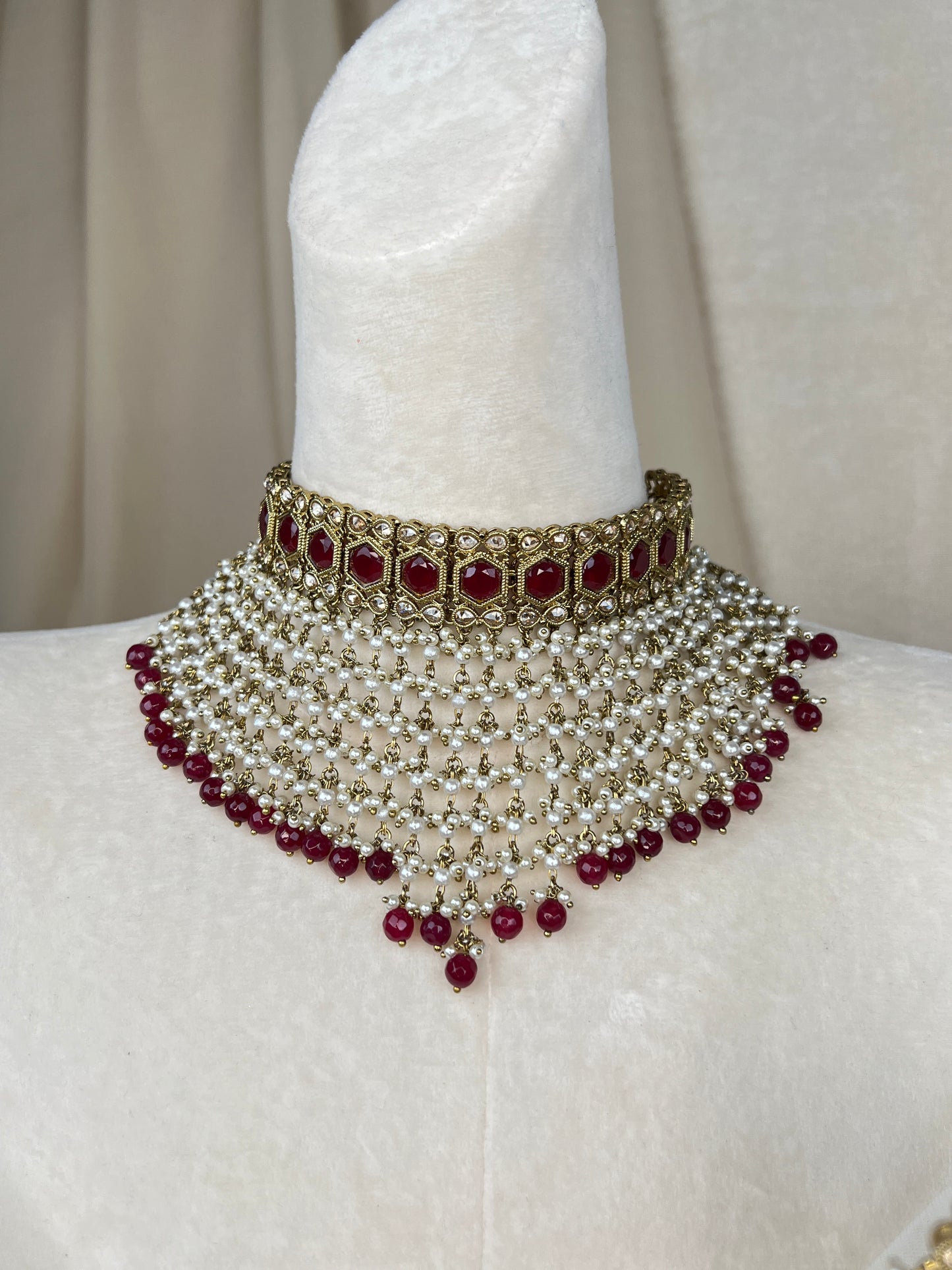 Semi Bridal Choker Set