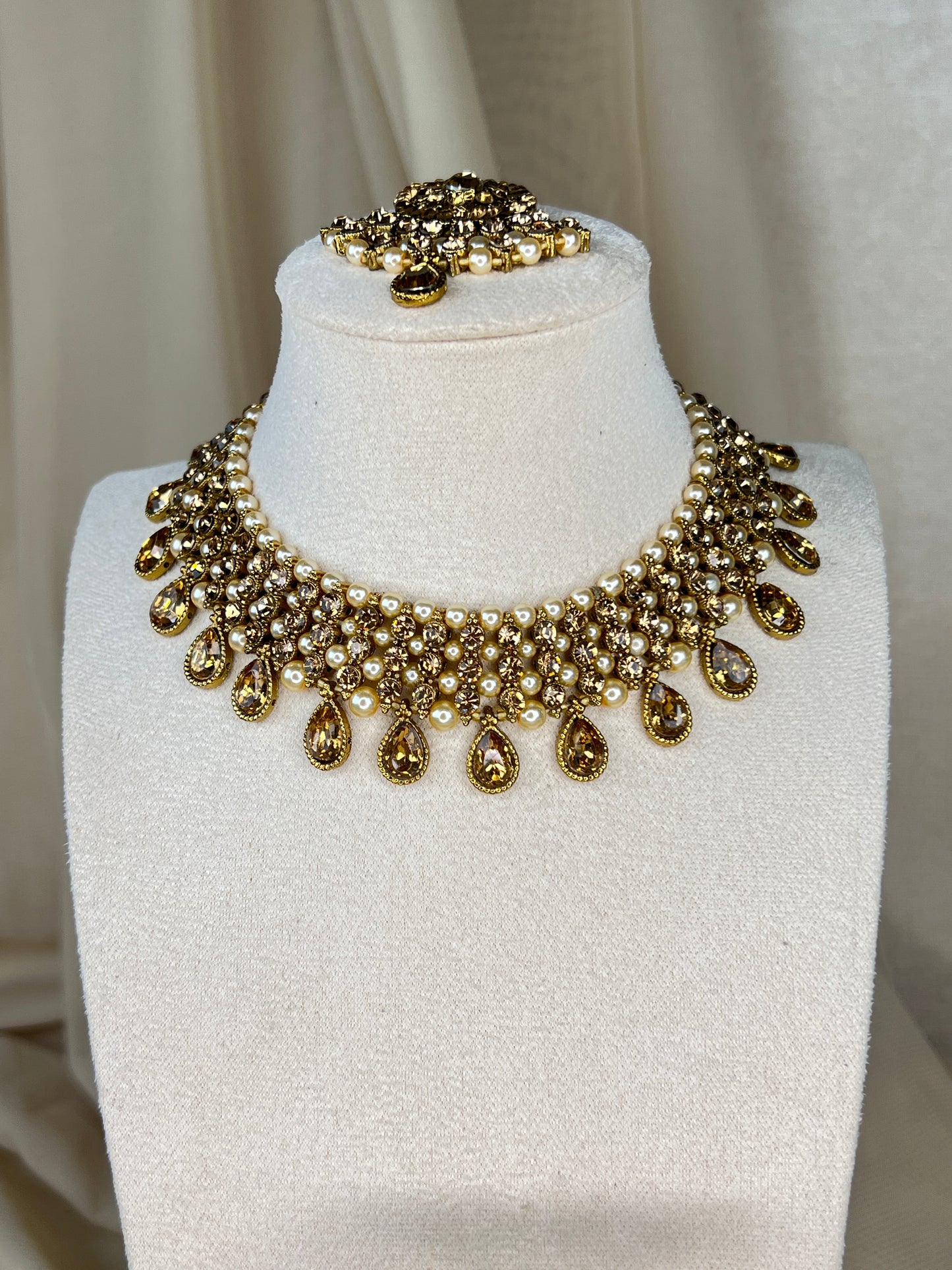 Gold Choker with Earring & Tikka