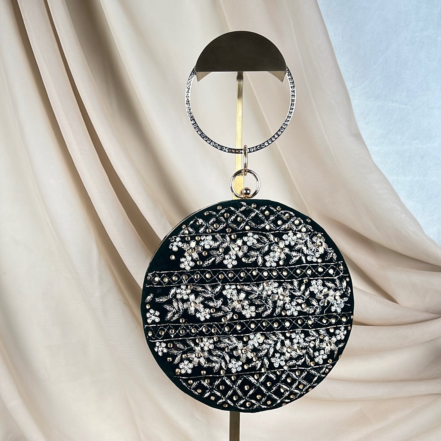 Round Embrodiered Clutch with Bangle handle