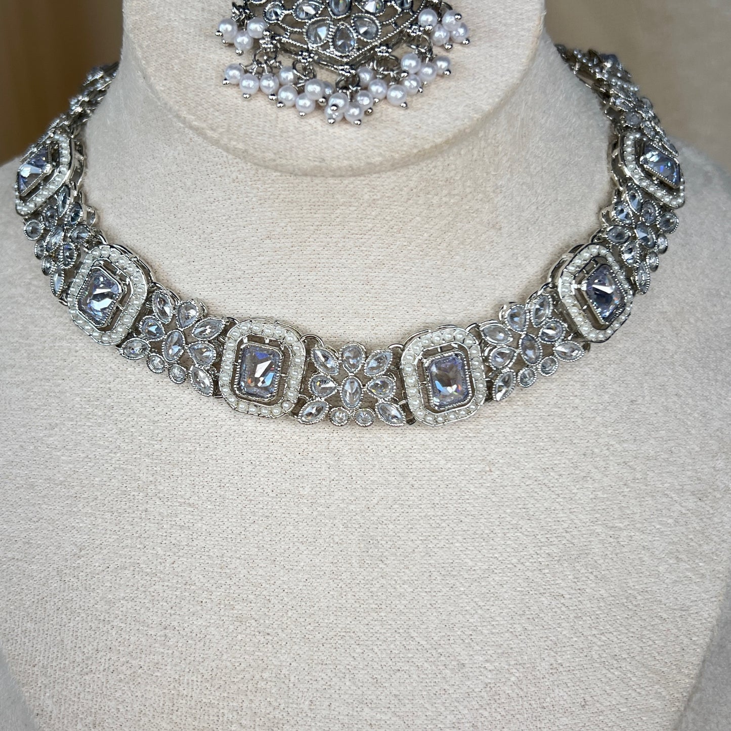 Dainty Silver Necklace Set w/Earrings & Tikka