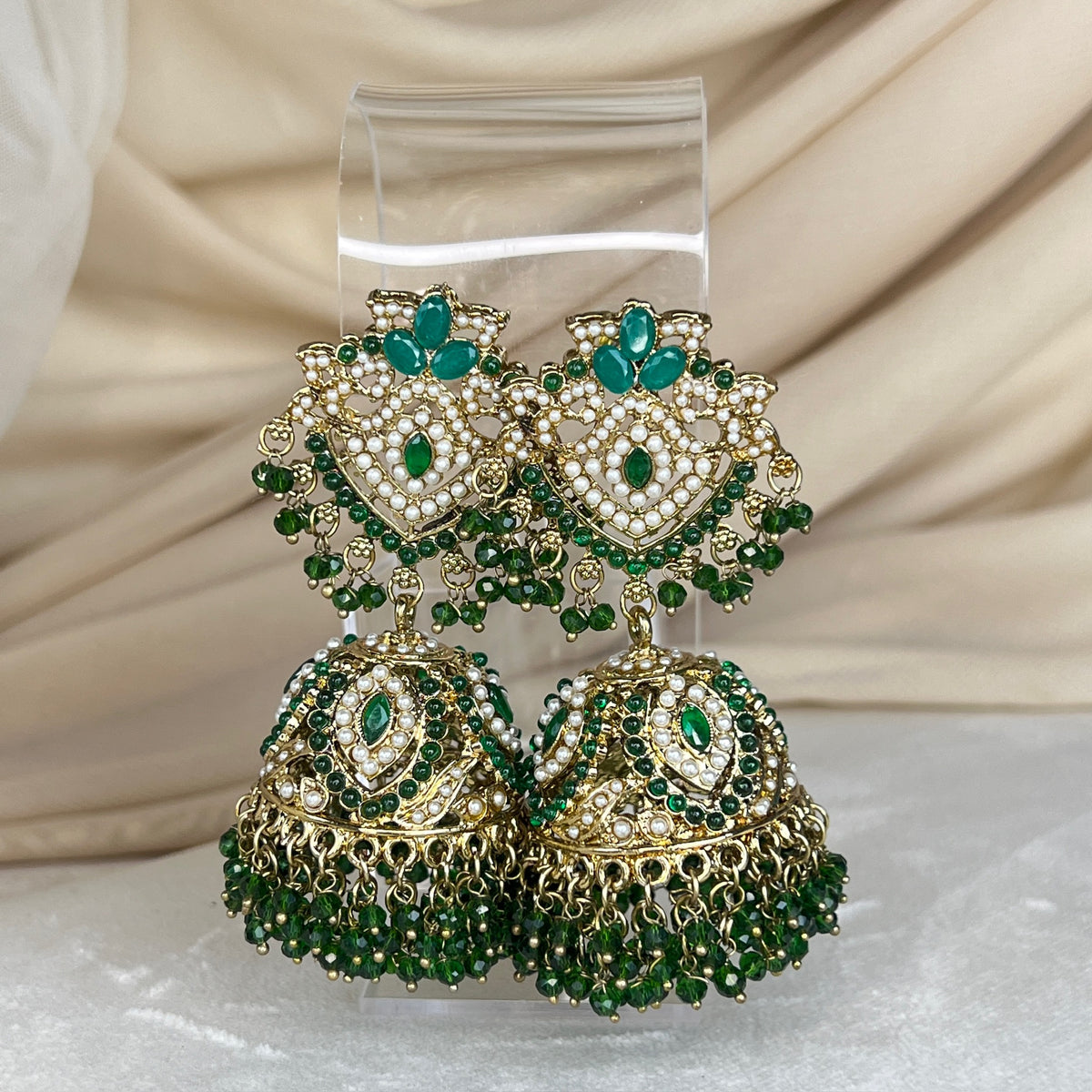 Large Bib/Choker Style Semi Bridal w/Jhoomar