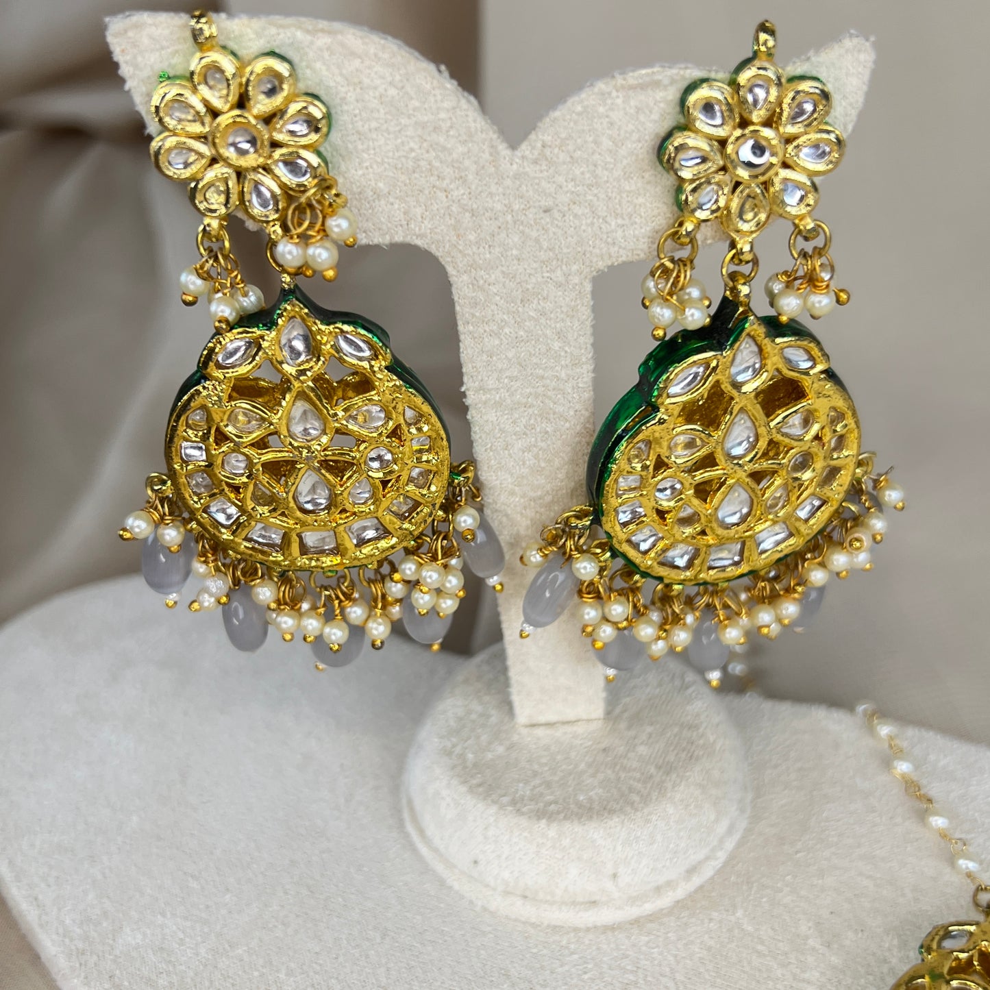 Kundan Earring & Tikka Set
