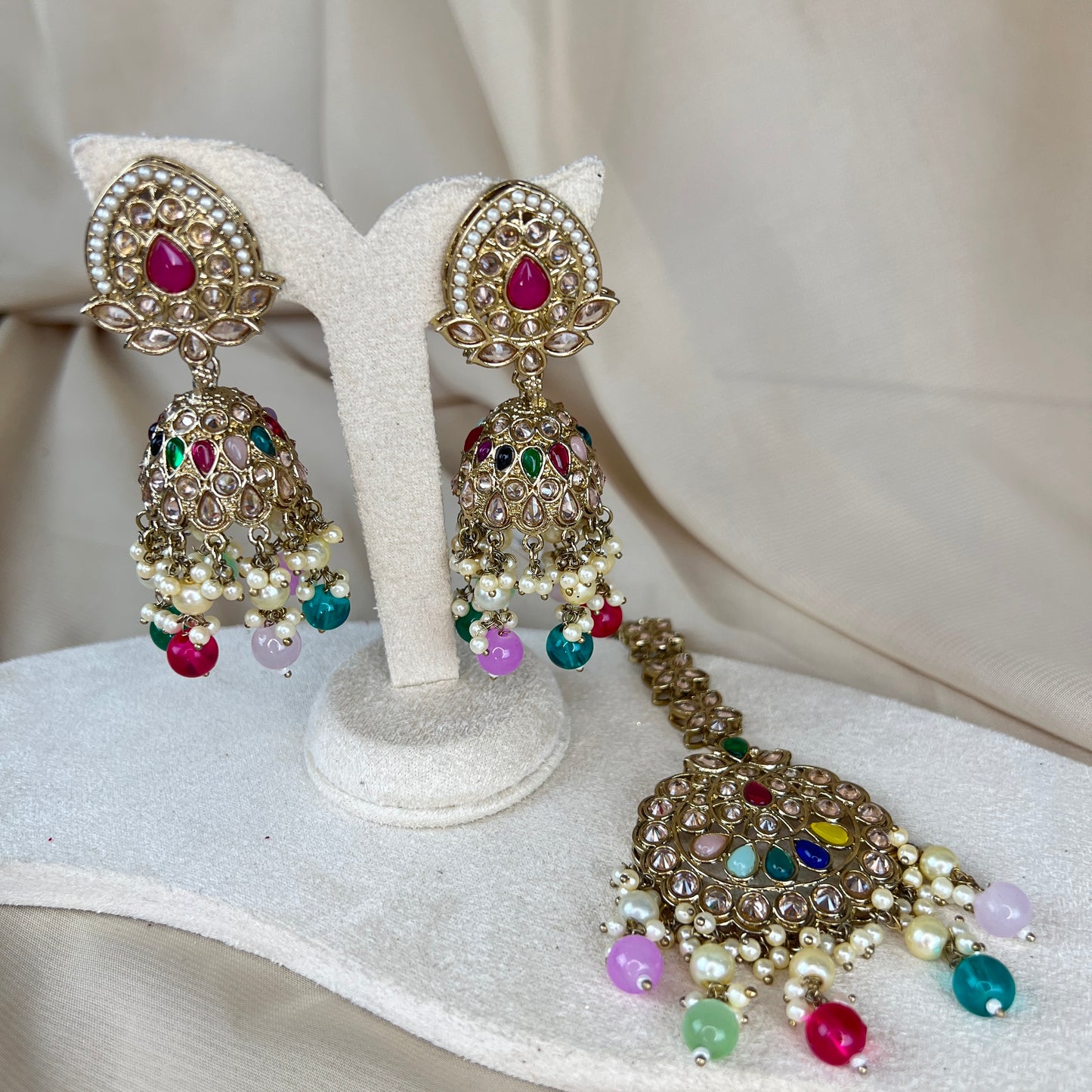 Jumka Earring with Oversized Tikka Set