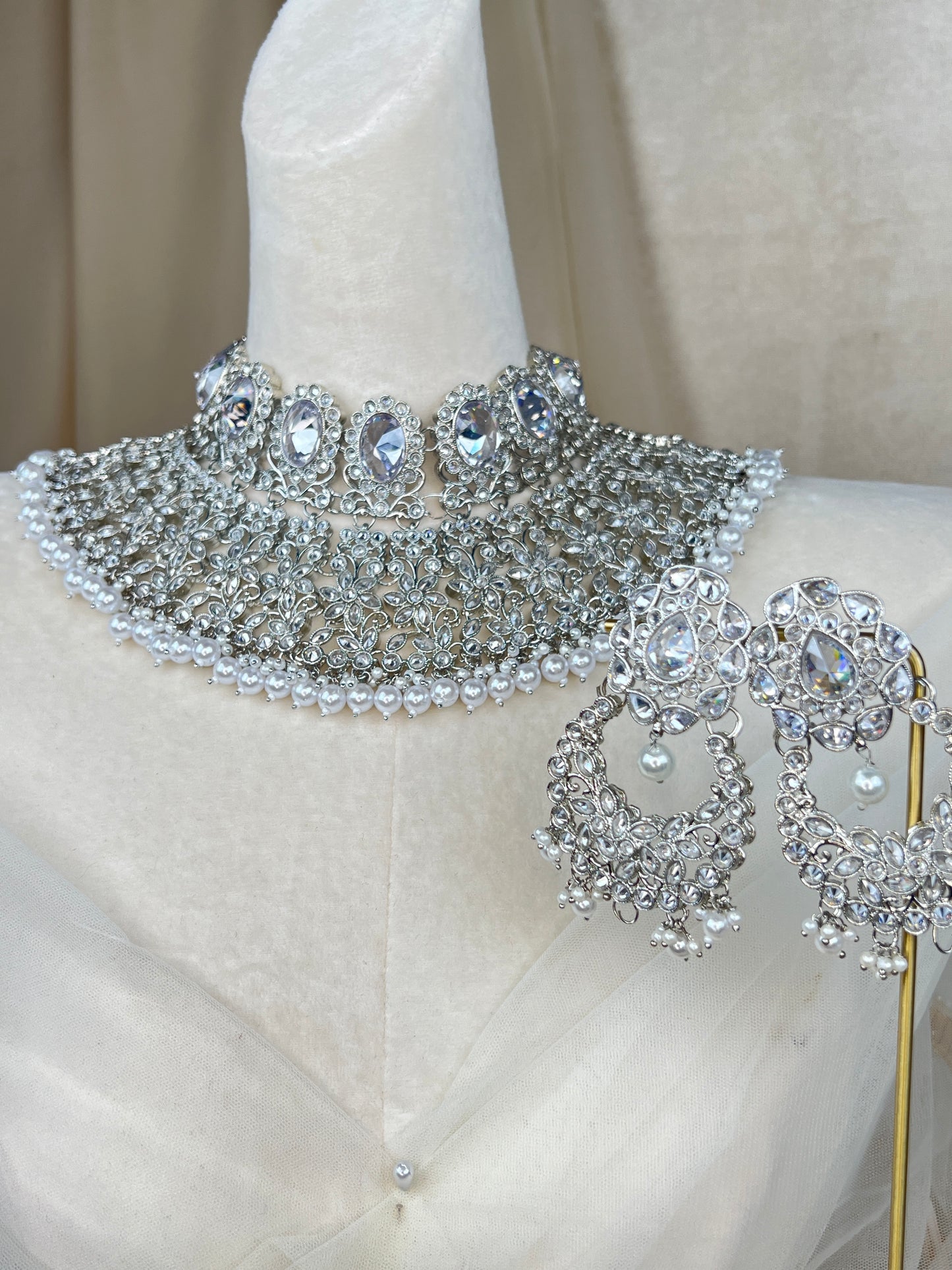 Silver Semi Bridal Choker Set