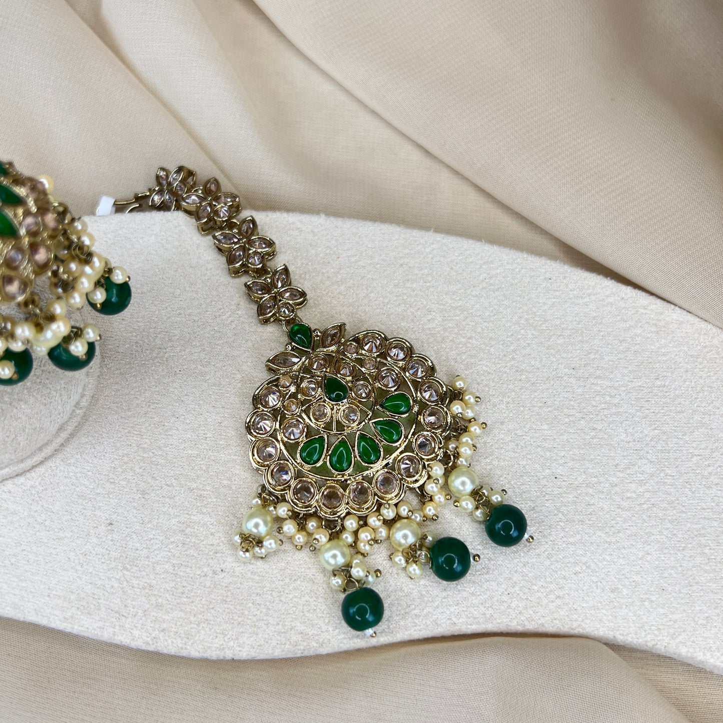 Jumka Earring with Oversized Tikka Set