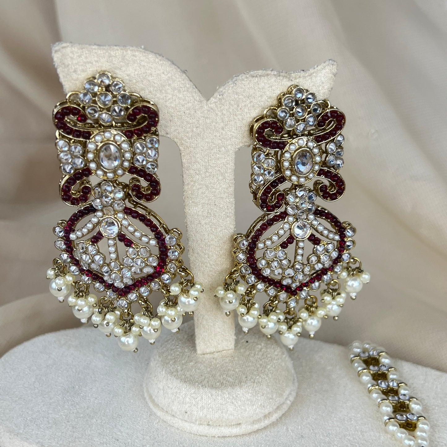 Nauratan Earring & Tikka Set