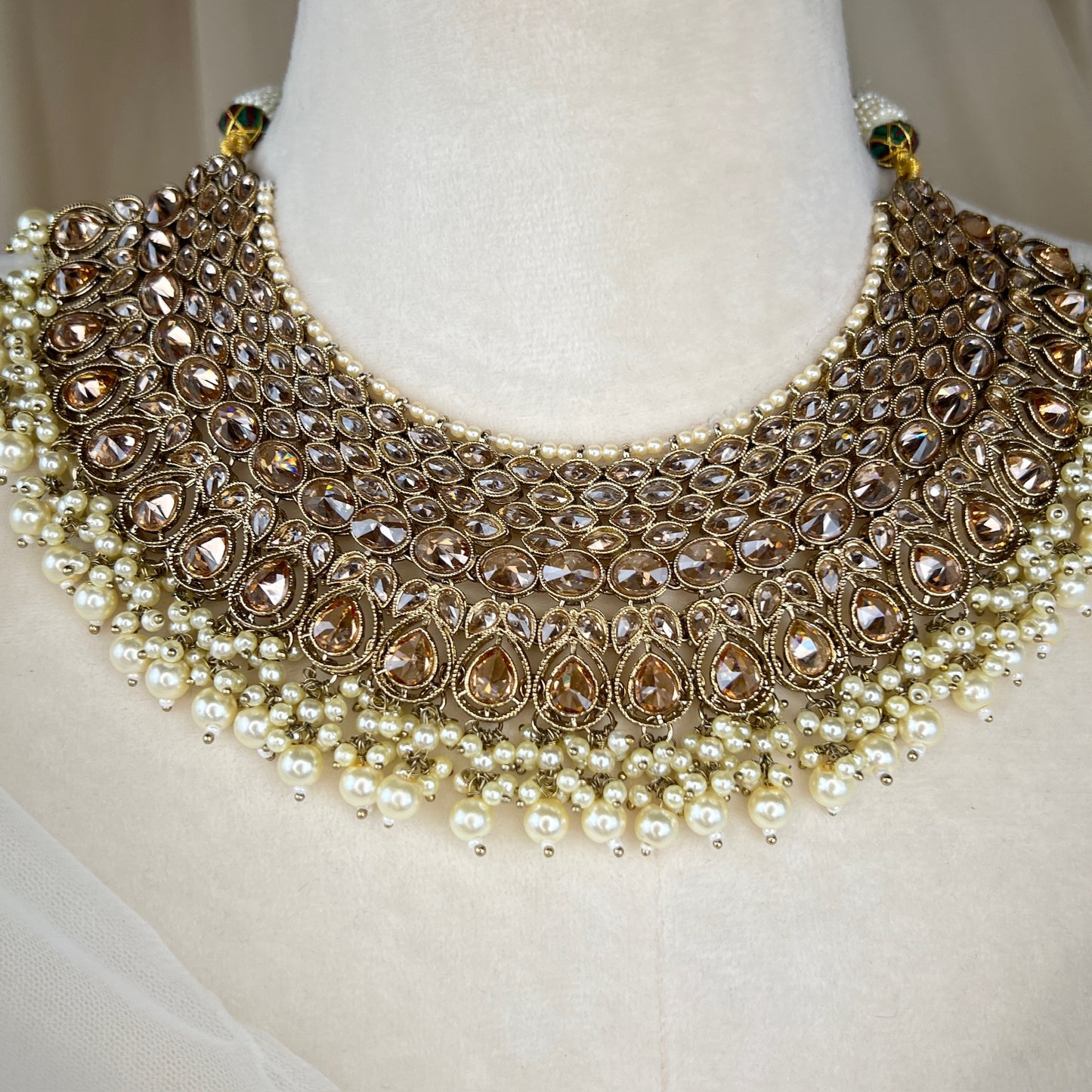 Large Bib Style Semi Bridal Set w/Jhoomar