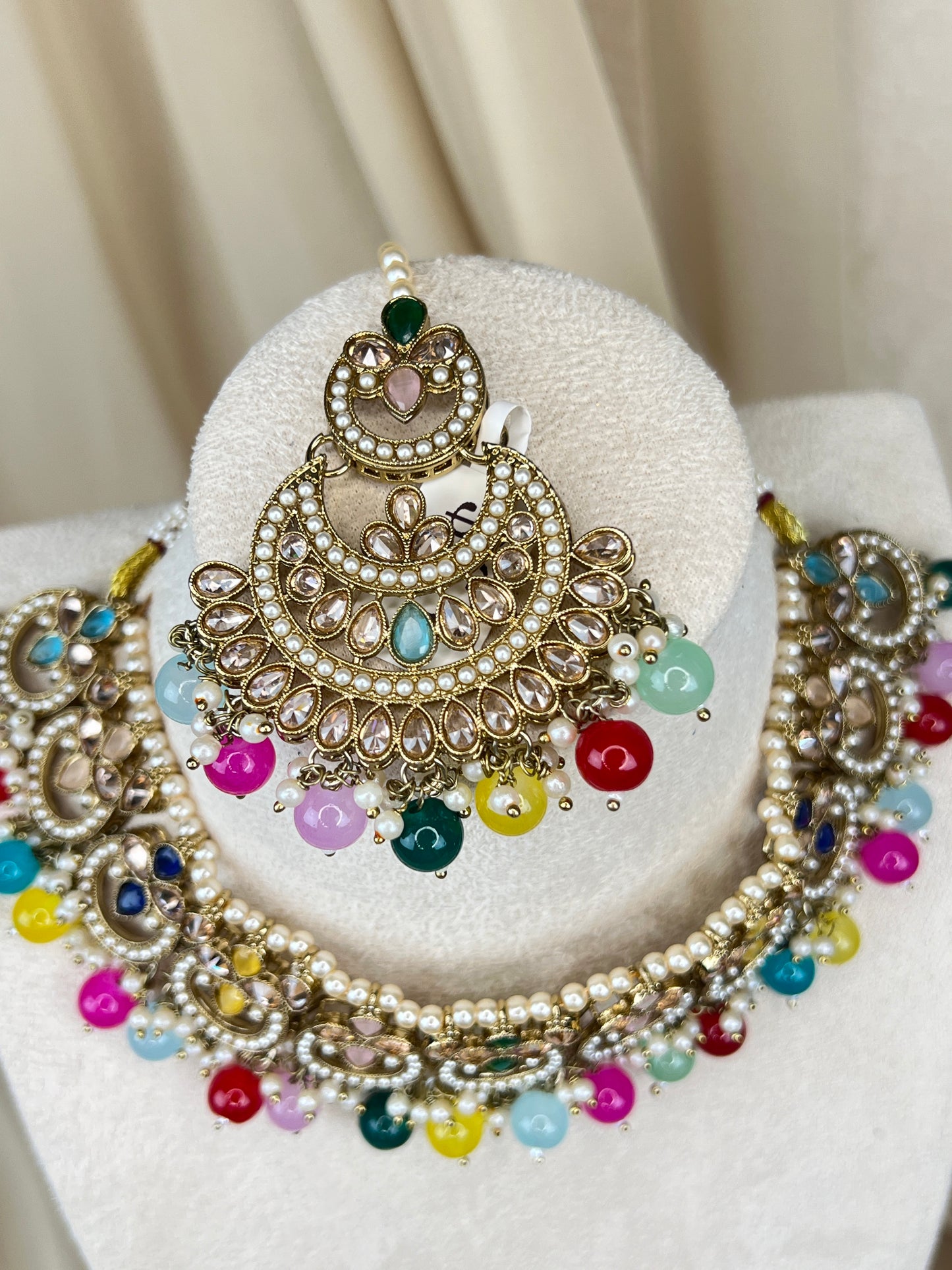 Choker Set