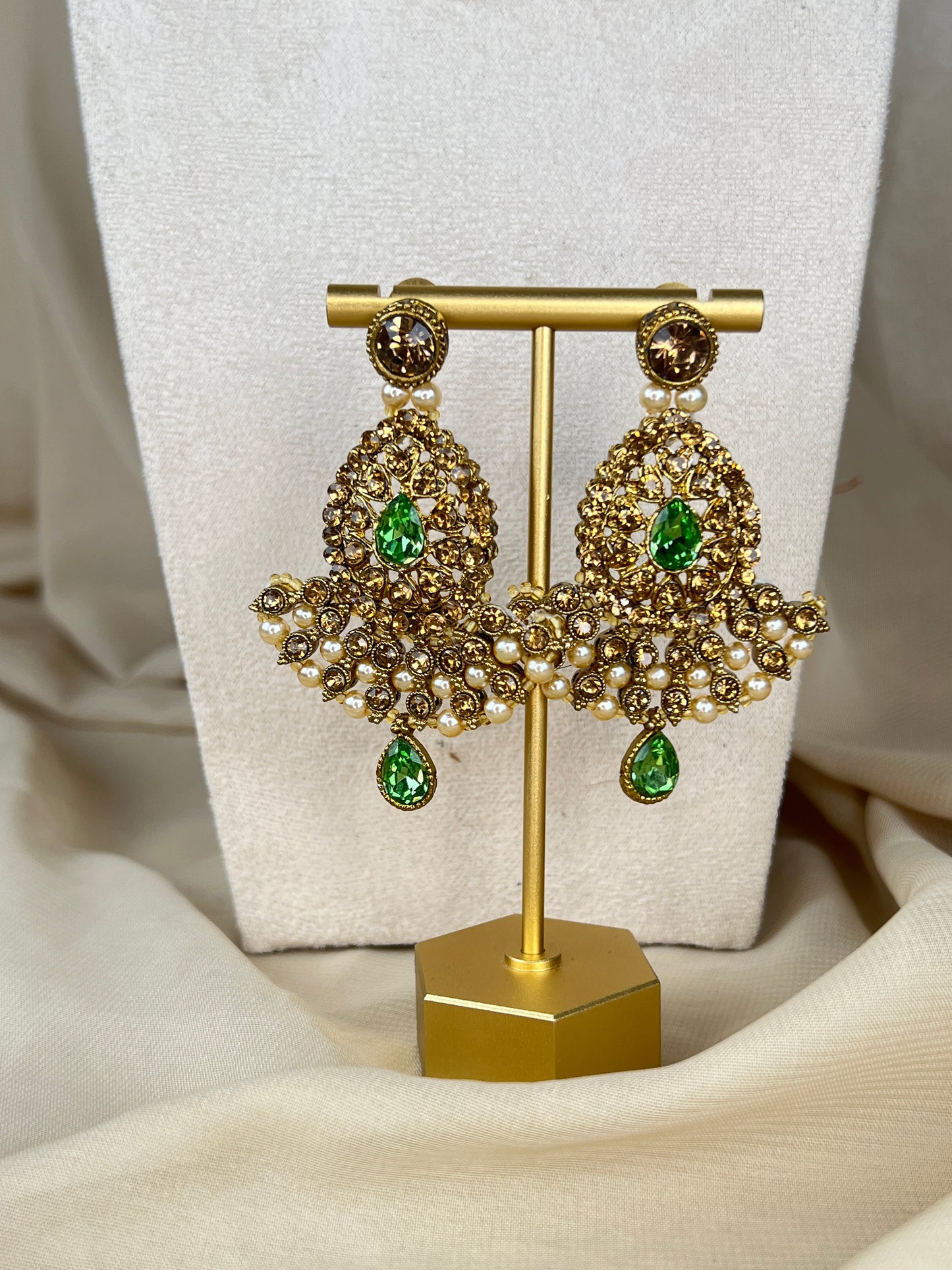 Gold Choker with Earring & Tikka
