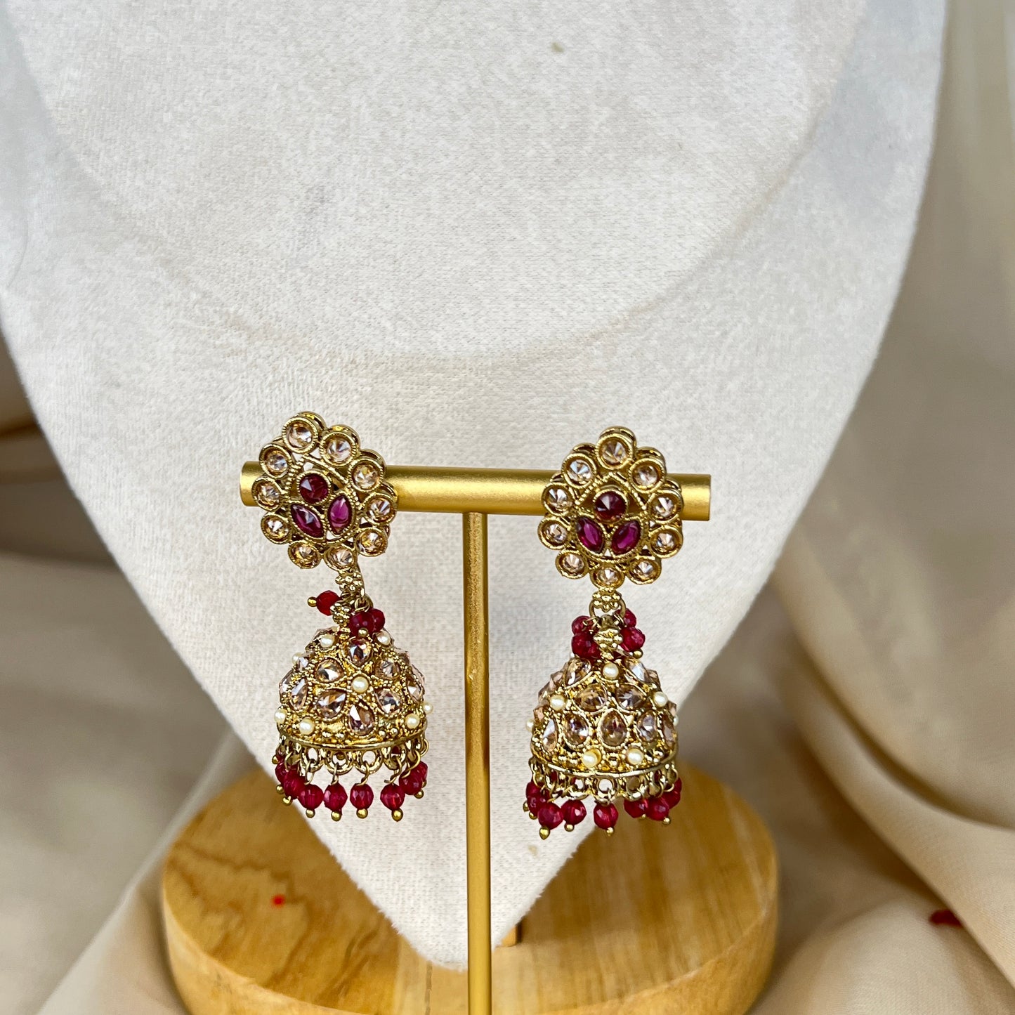 Dainty Necklace Set with Jhumka