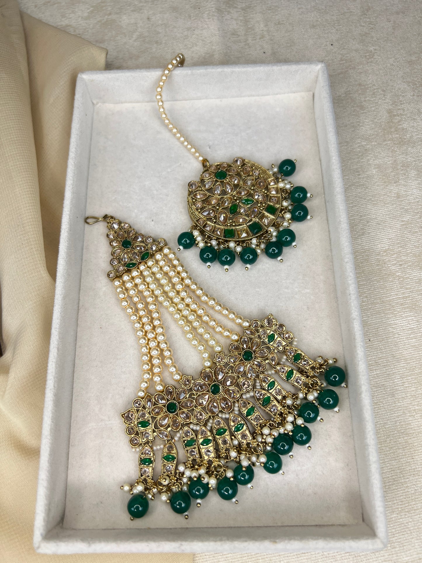 Pakistani Style Polki Bib Necklace Set