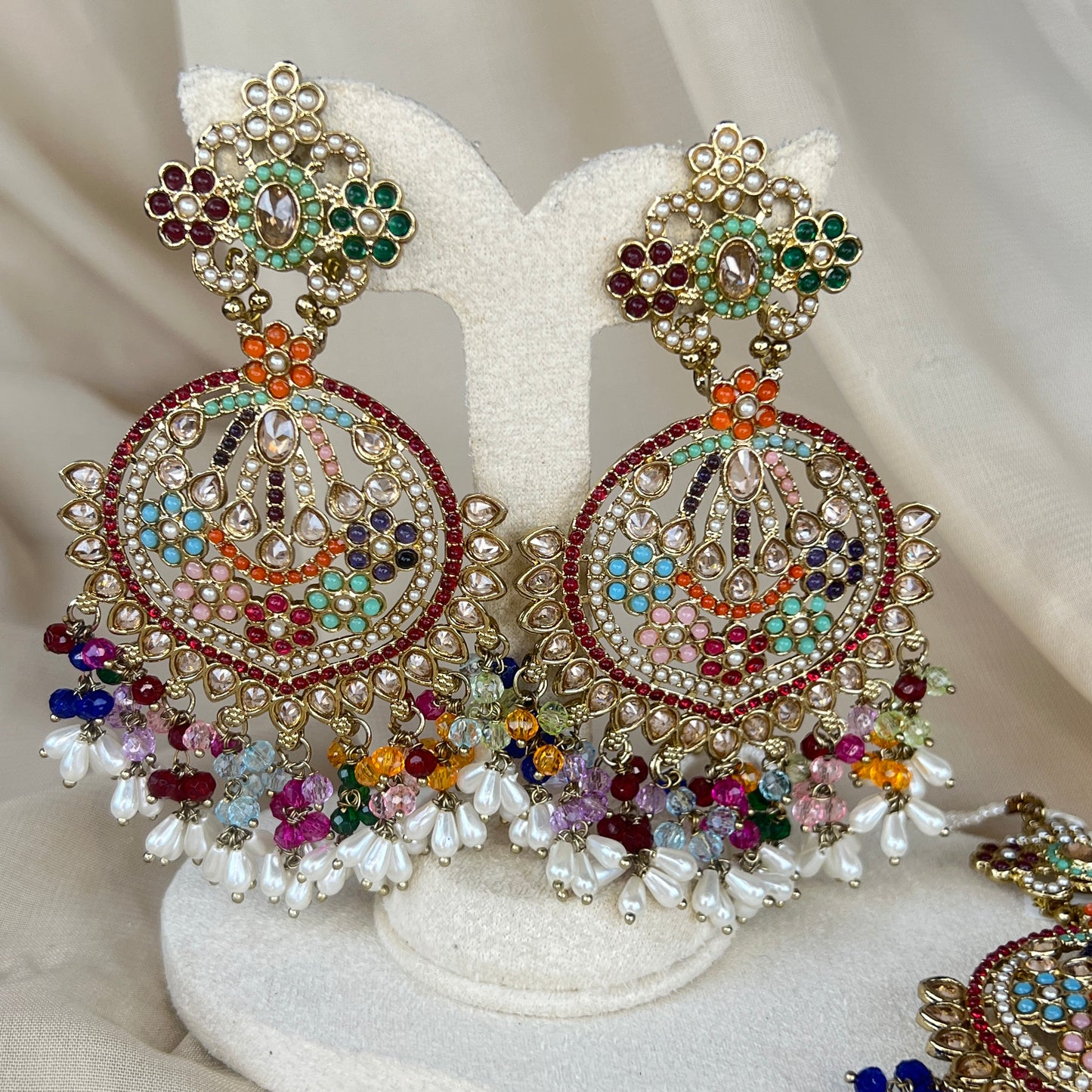Nauratan Oversized Earring & Tikka Set