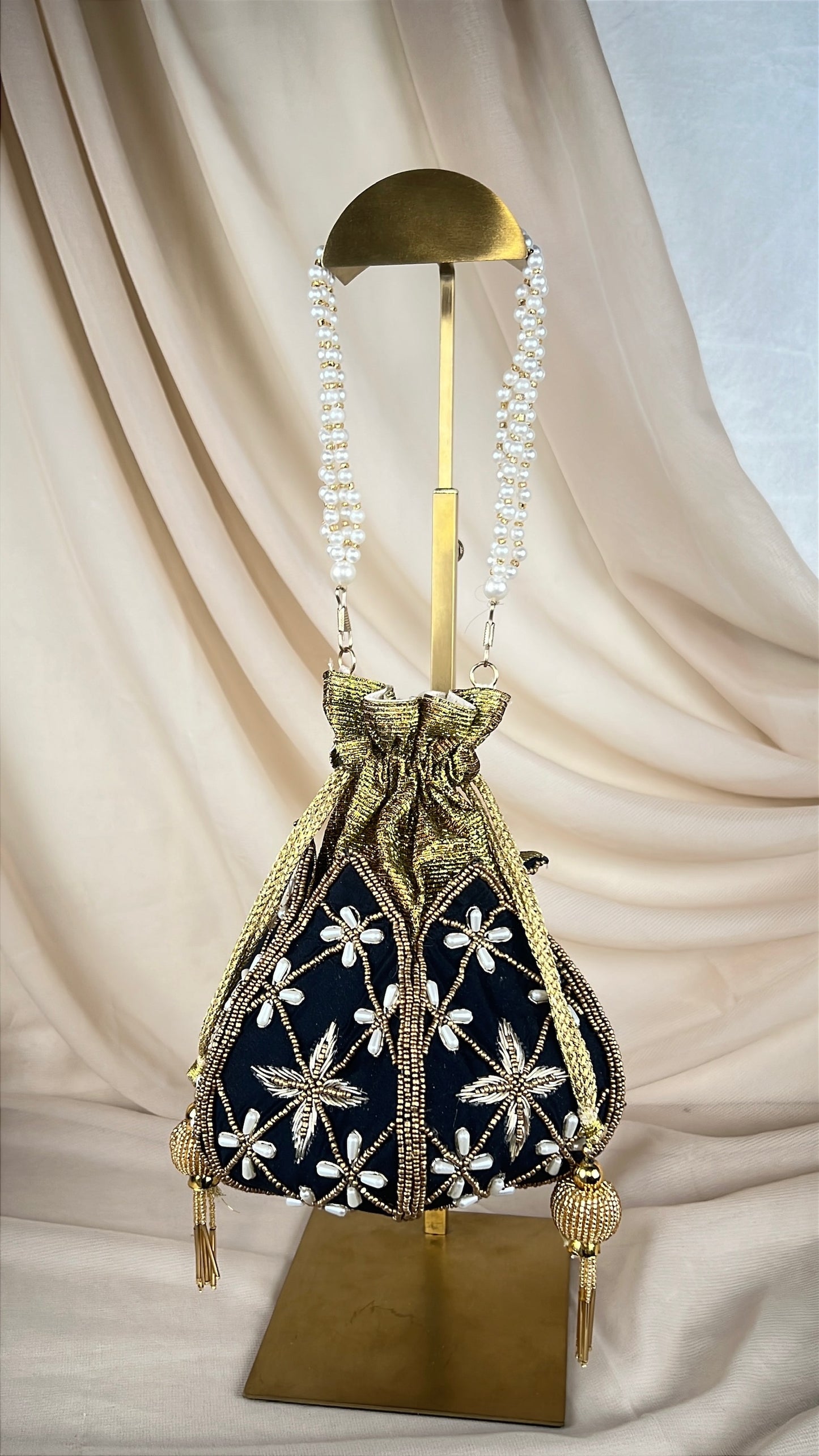 Embroidered Pearl Lotus Shaped Potli | Purse
