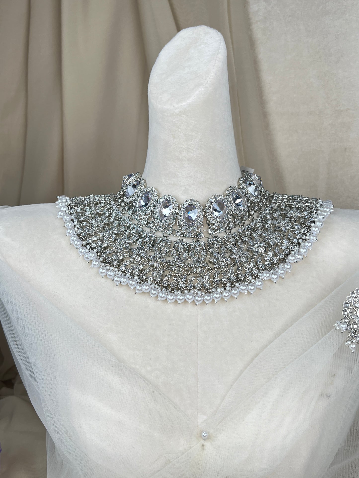 Silver Semi Bridal Choker Set