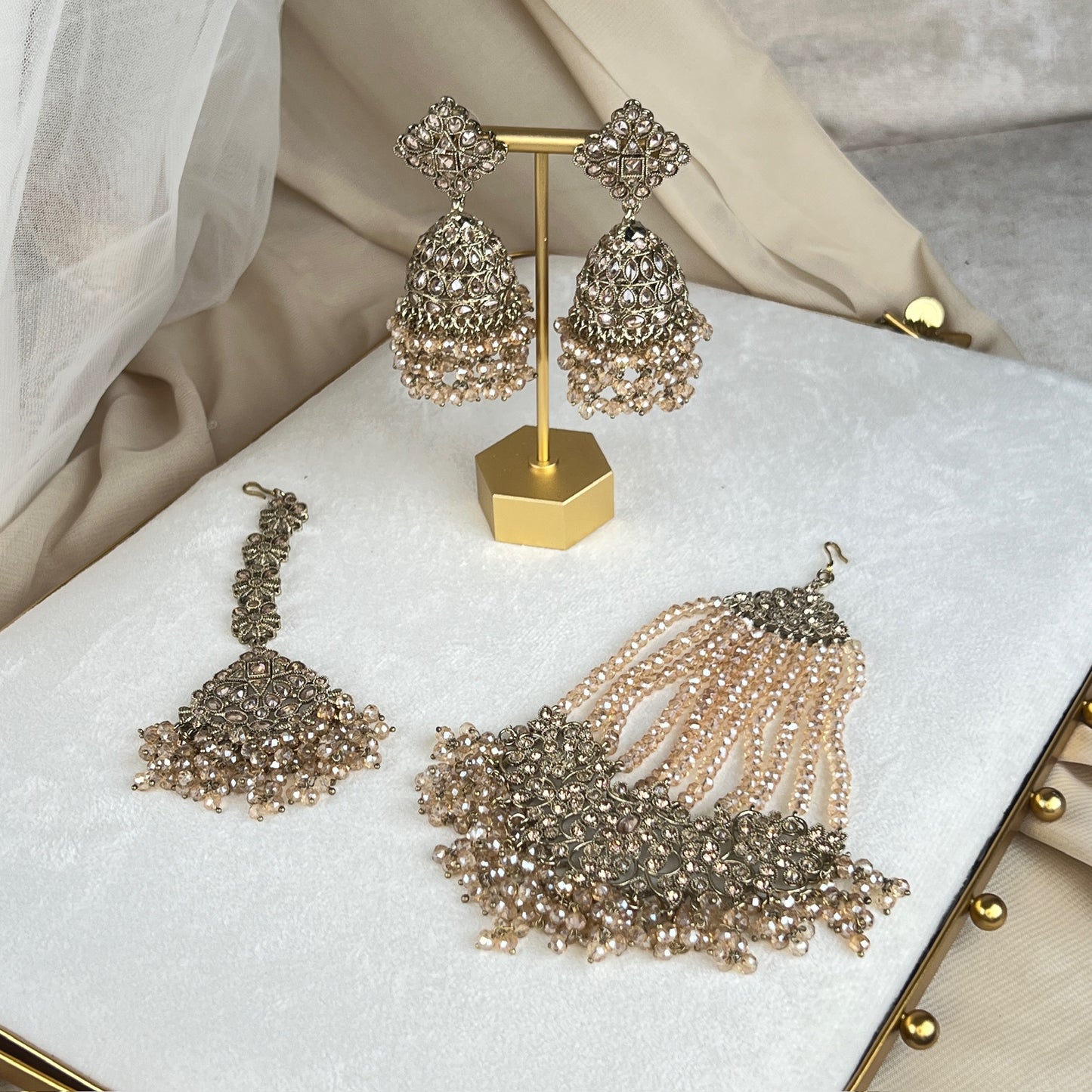 Pakistani Style Semi Bridal Set w/Jhoomar