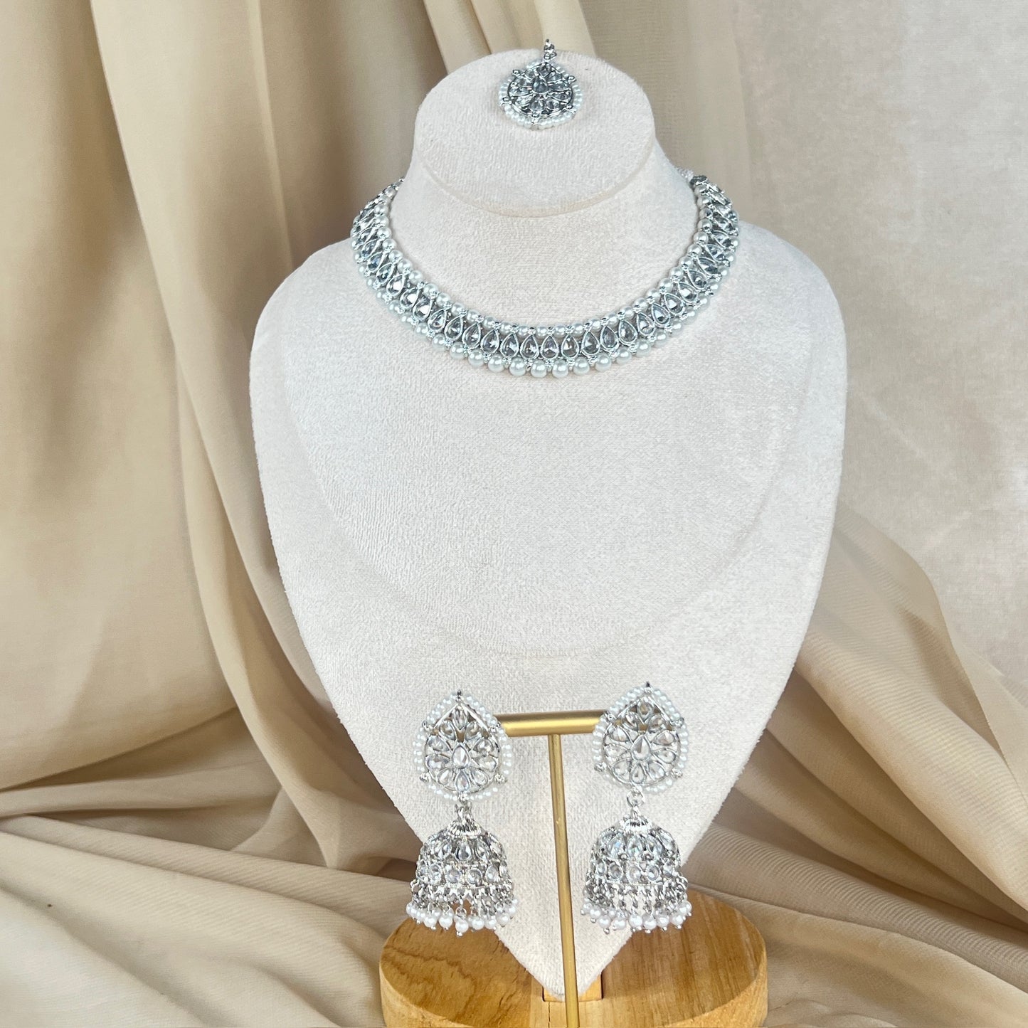 Dainty Necklace | Choker set w/Jhumka Earrings