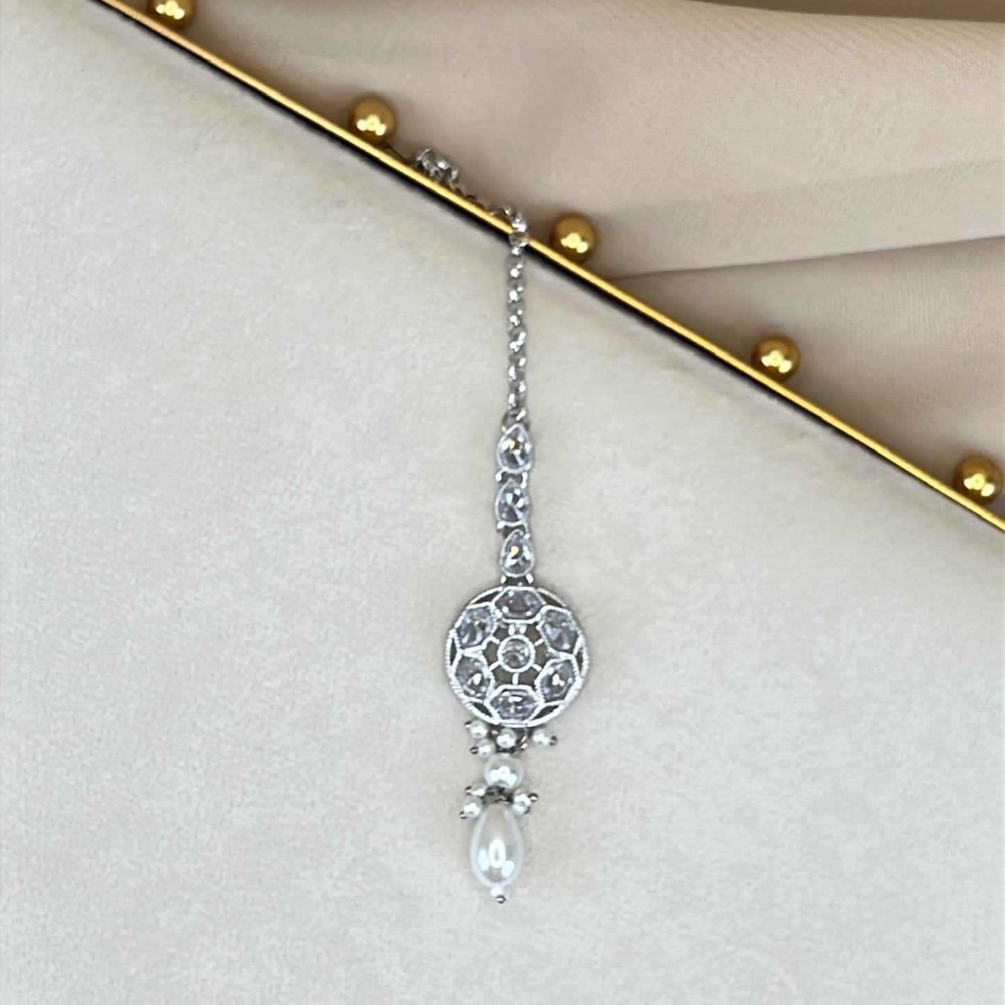 Silver and Pearl Tikka